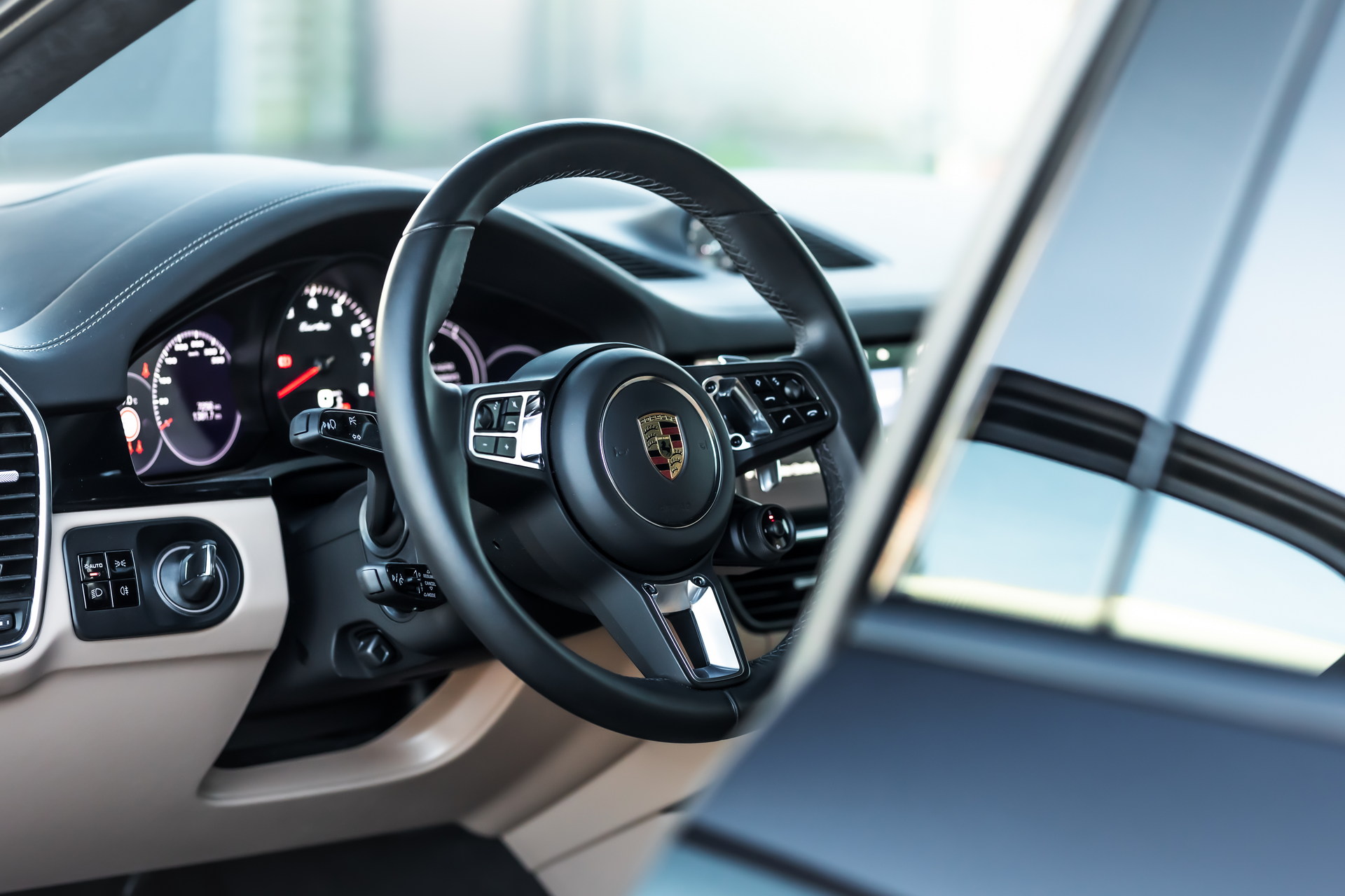 Manhart’s 796-HP Porsche Cayenne Turbo Coupe Will Put Your Pants On Fire