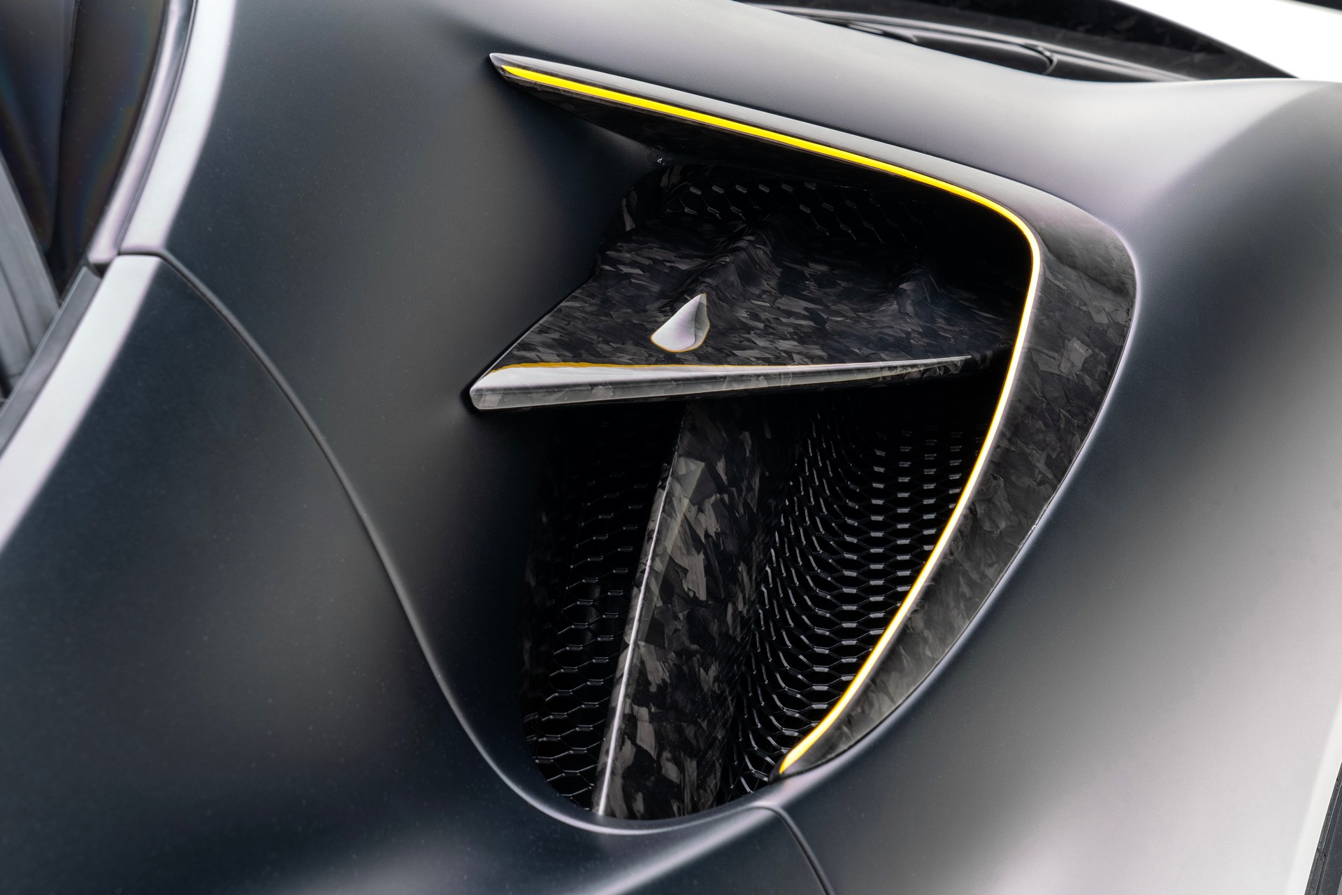 Mansory’s Ferrari SF90 Stradale Has 1,100 HP And ‘XX’ Inspired Looks