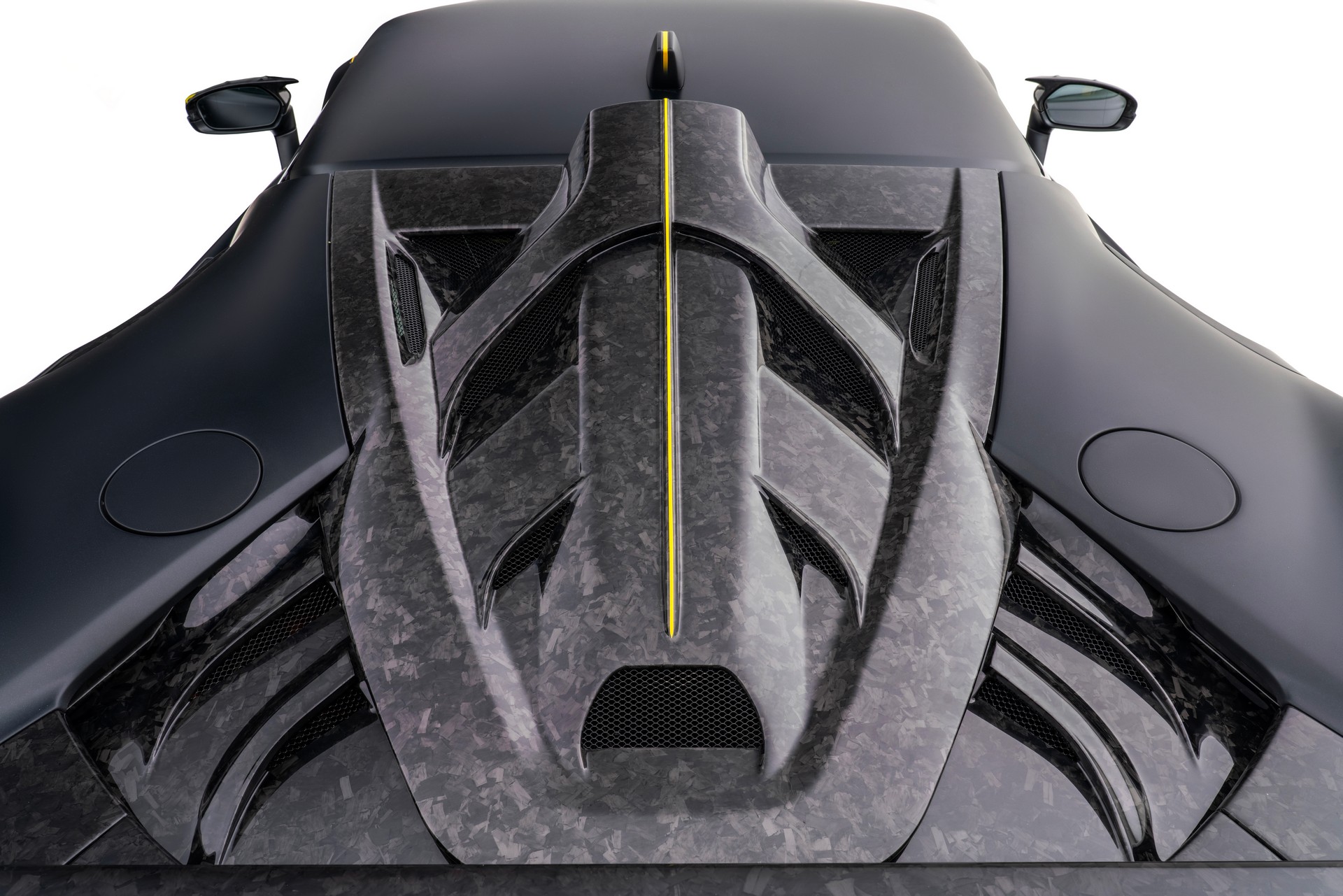 Mansory’s Ferrari SF90 Stradale Has 1,100 HP And ‘XX’ Inspired Looks