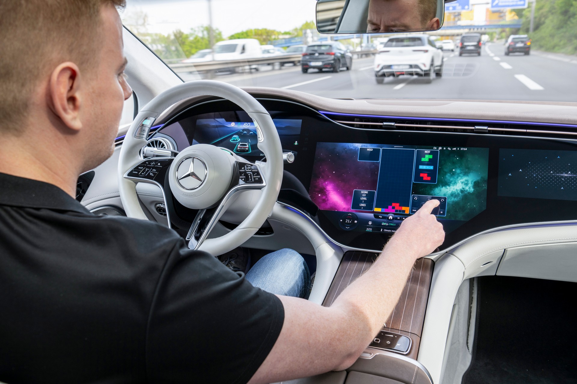 Mercedes EQS And S-Class Gain Level 3 Self-Driving Tech For A Little Over $5,000 In Germany