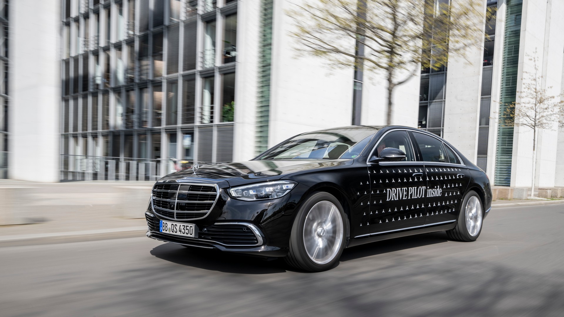 Mercedes EQS And S-Class Gain Level 3 Self-Driving Tech For A Little Over $5,000 In Germany