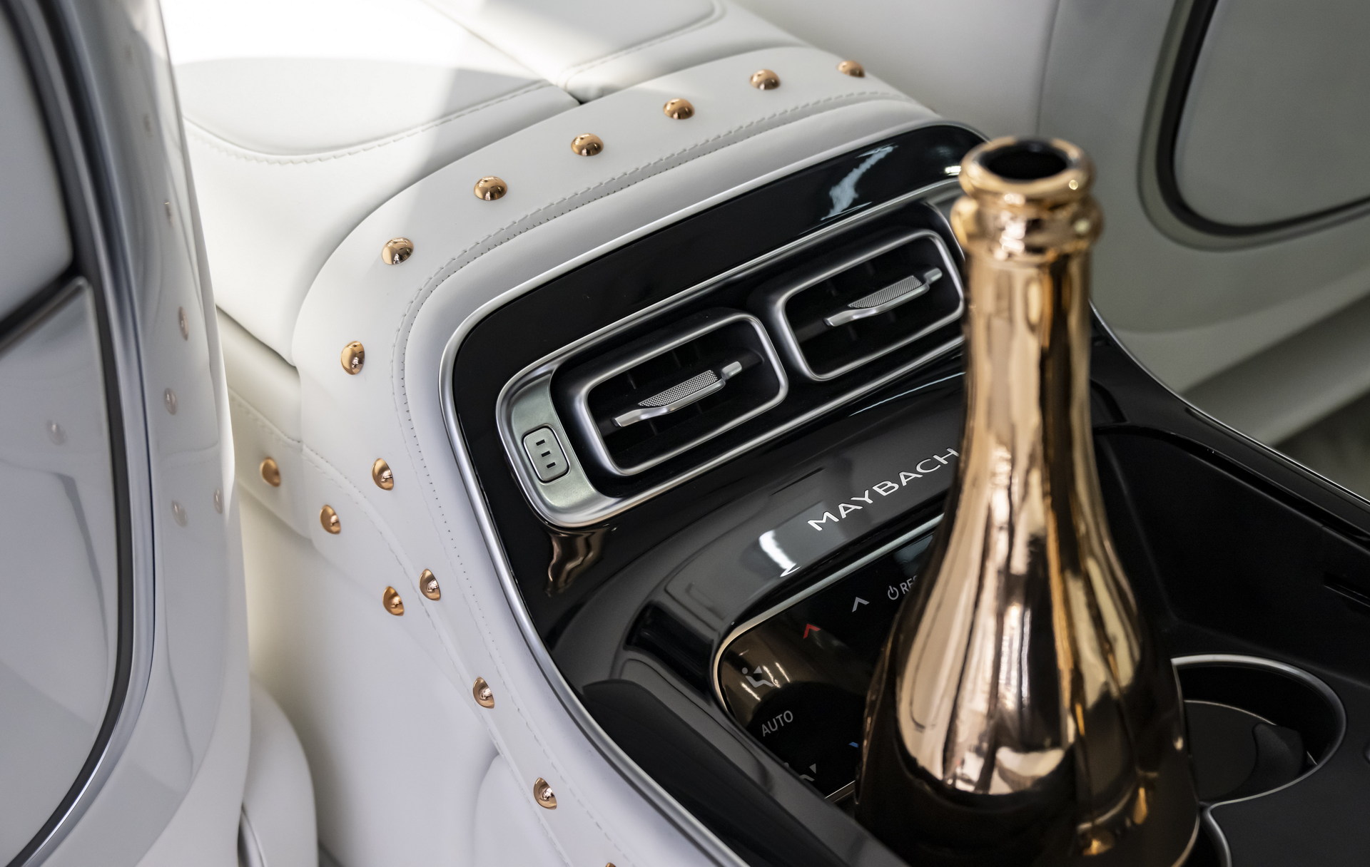 Mercedes-Maybach Haute Voiture Concept Previews The Poshest S-Class You Can Buy Next Year