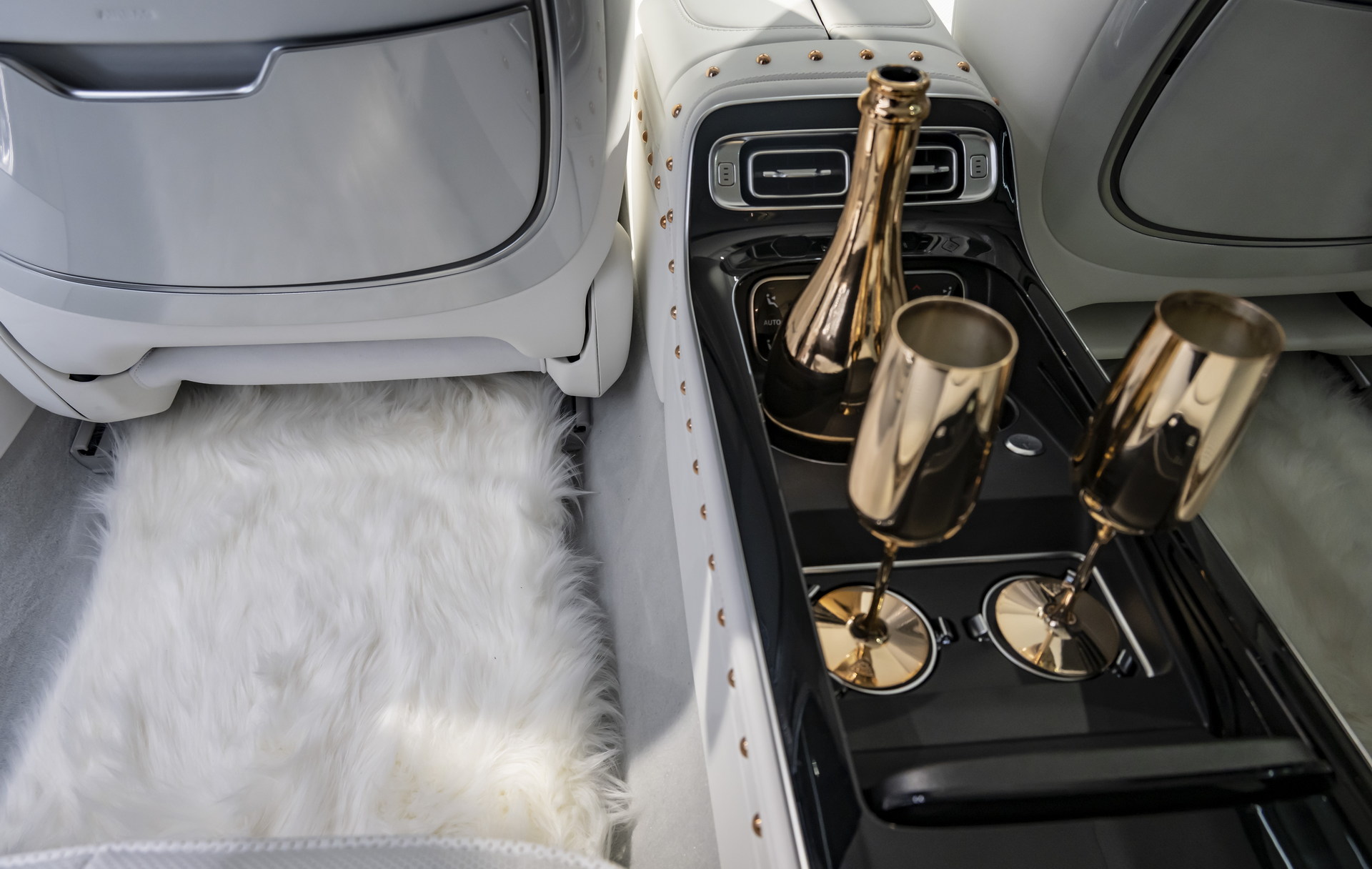 Mercedes-Maybach Haute Voiture Concept Previews The Poshest S-Class You Can Buy Next Year