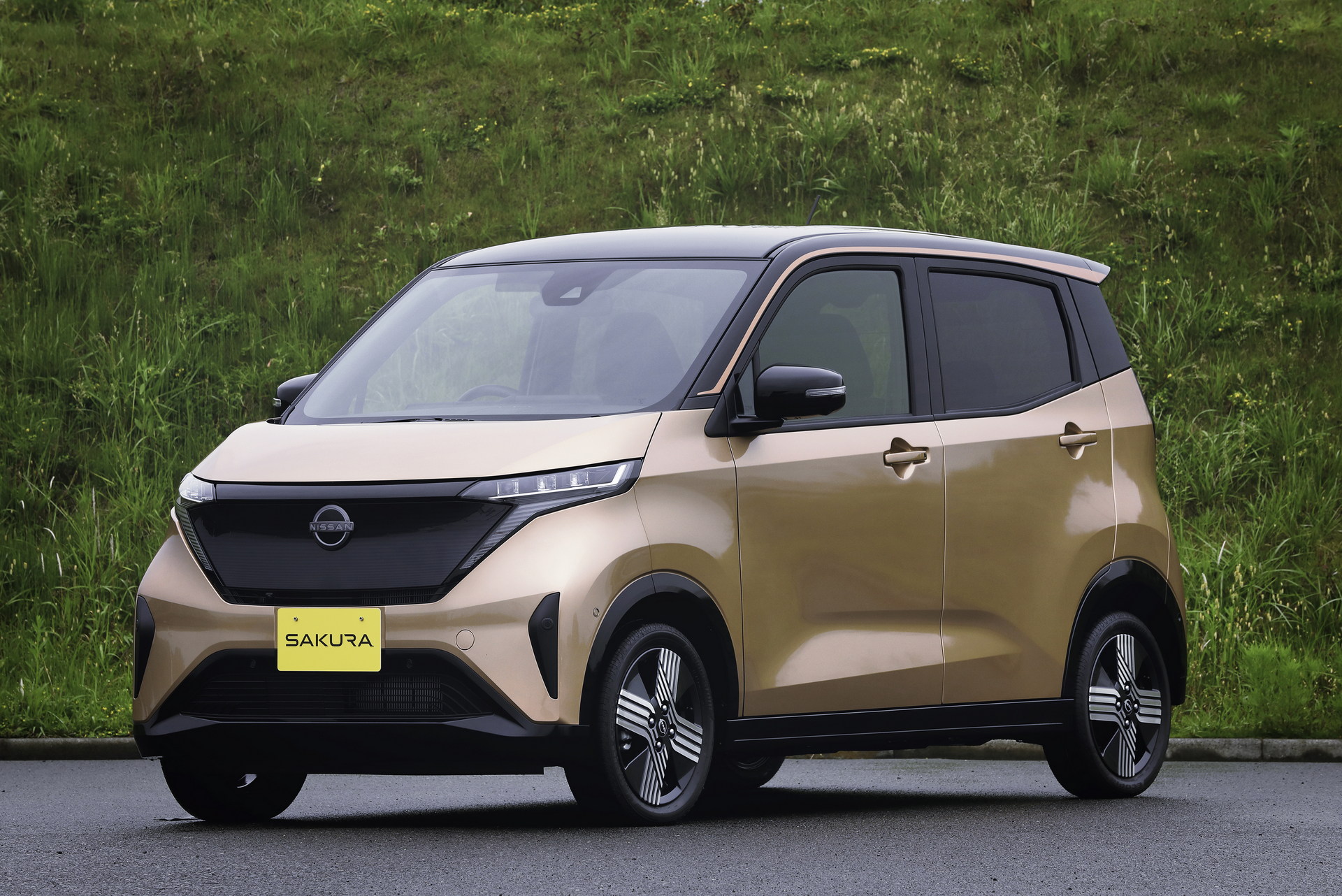 Nissan Sakura EV Is An Affordable Electric Kei Car For Japan