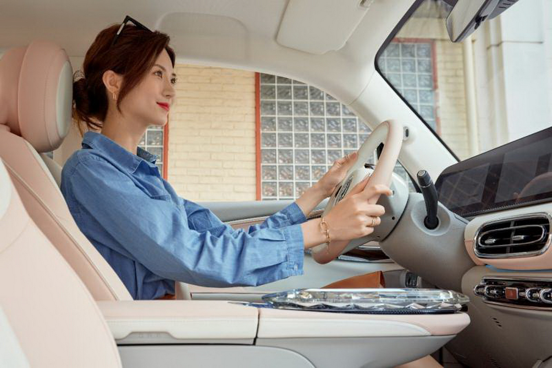 The ORA Ballet Cat’s ‘Warm Man Mode’ For That Time Of The Month Isn’t The Most Sexist Thing About It