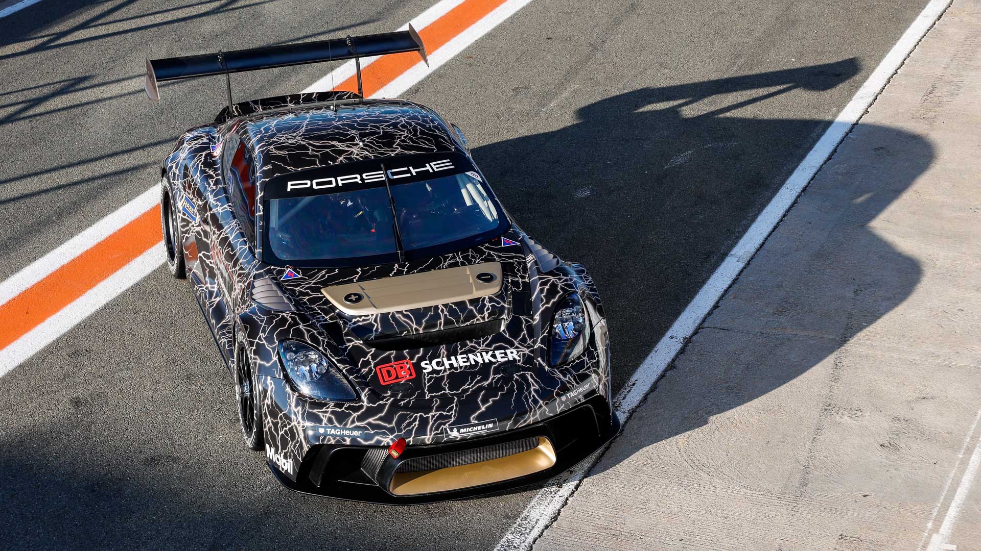 1,073hp Electric 2022 Porsche 718 Cayman GT4 ePerformance Brings Mission R A Step Closer To Reality