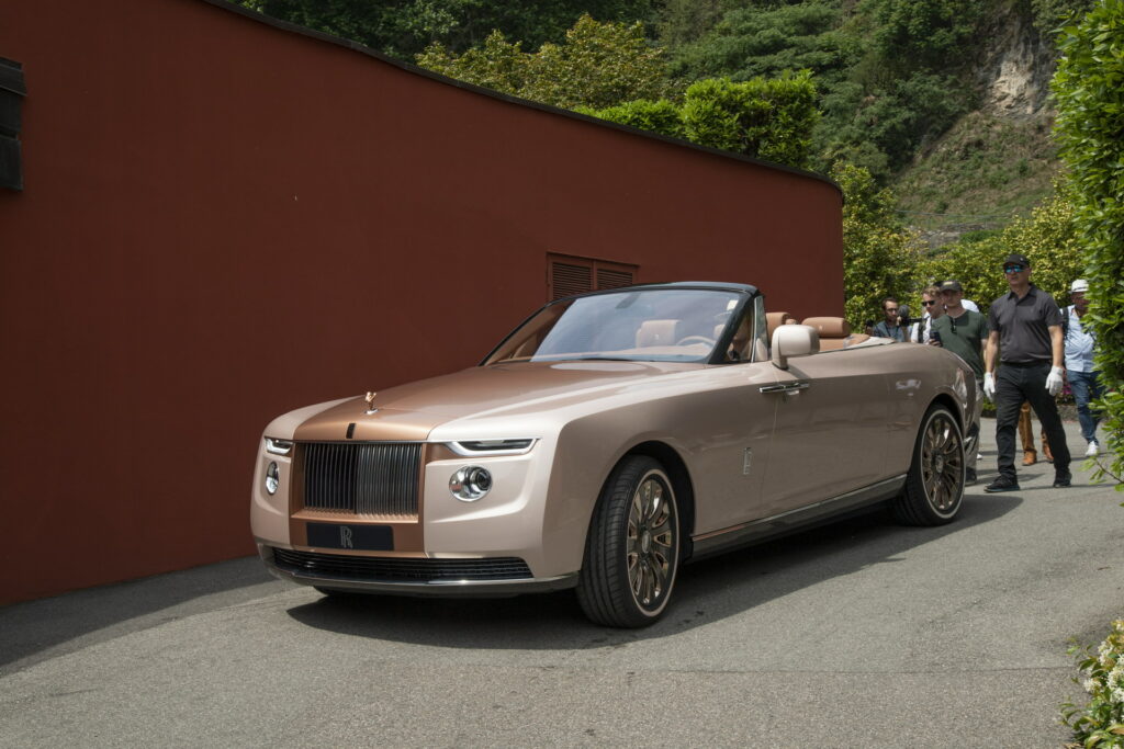 Rolls-Royce Boat Tail struts its uber-opulence at Villa d'Este - CNET