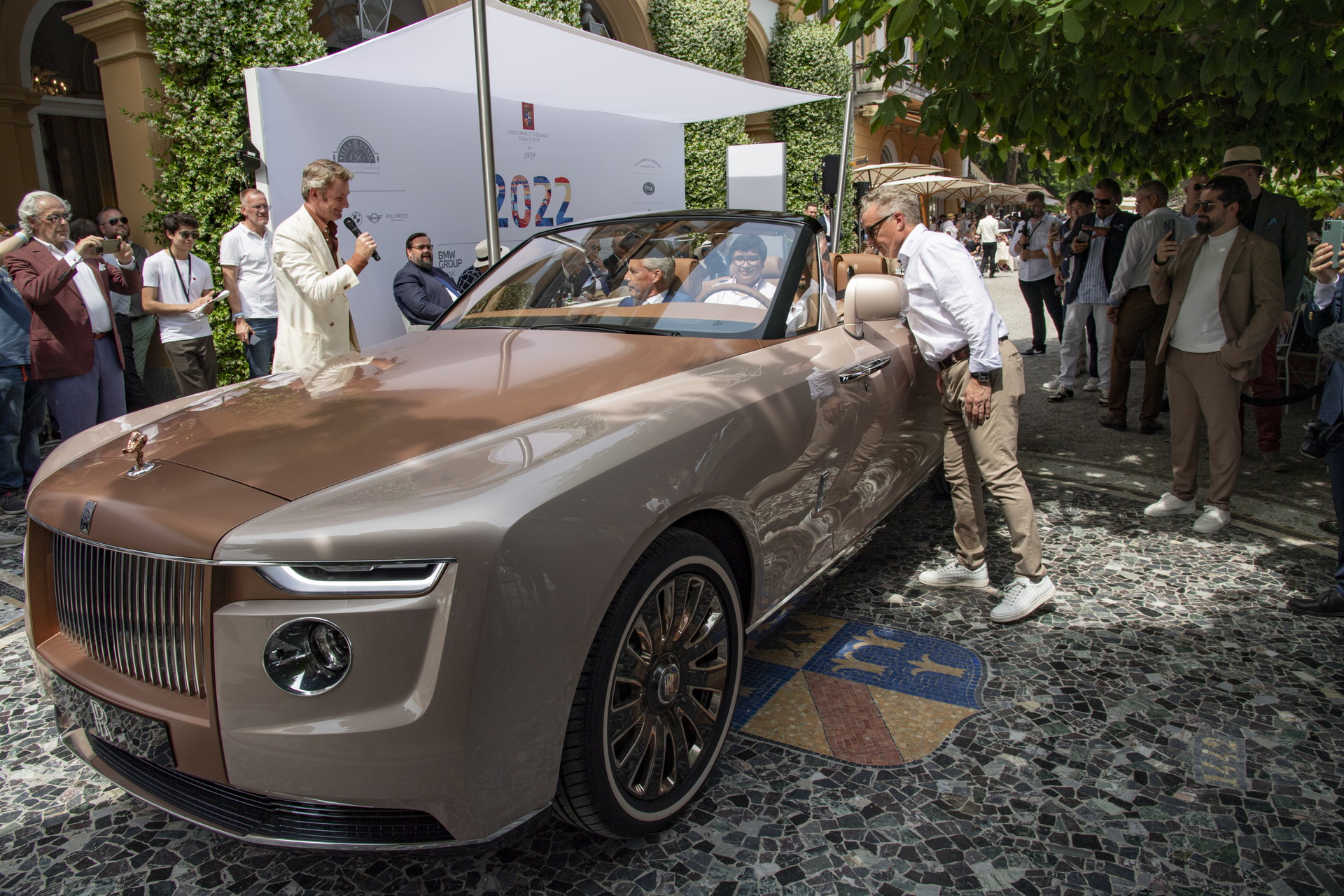 Navigating A $28M Rolls-Royce Boat Tail At Villa D’Este Can Be Pretty Stressful