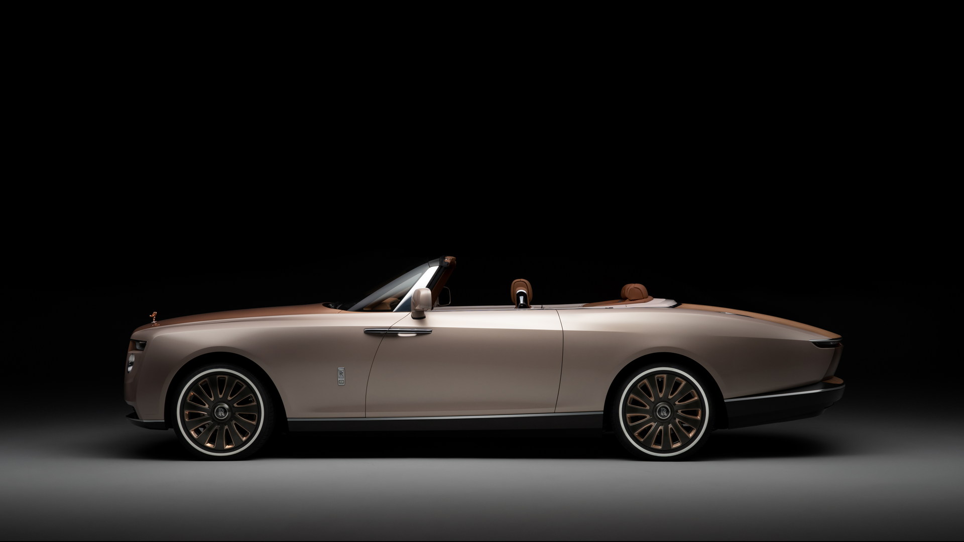 The Second $28 Million Rolls-Royce Boat Tail Is Inspired By The Mother Of Pearl