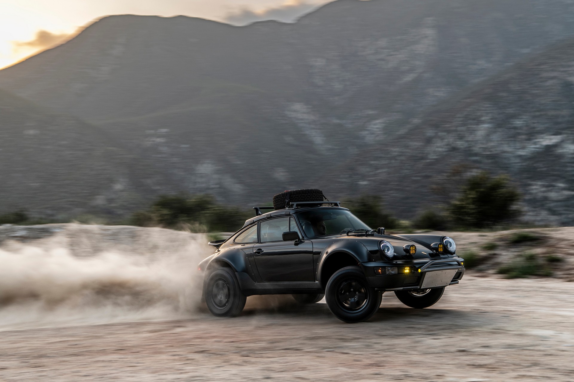 The Safari Sportsman Could Be The Ultimate Porsche 911 Off-Roader