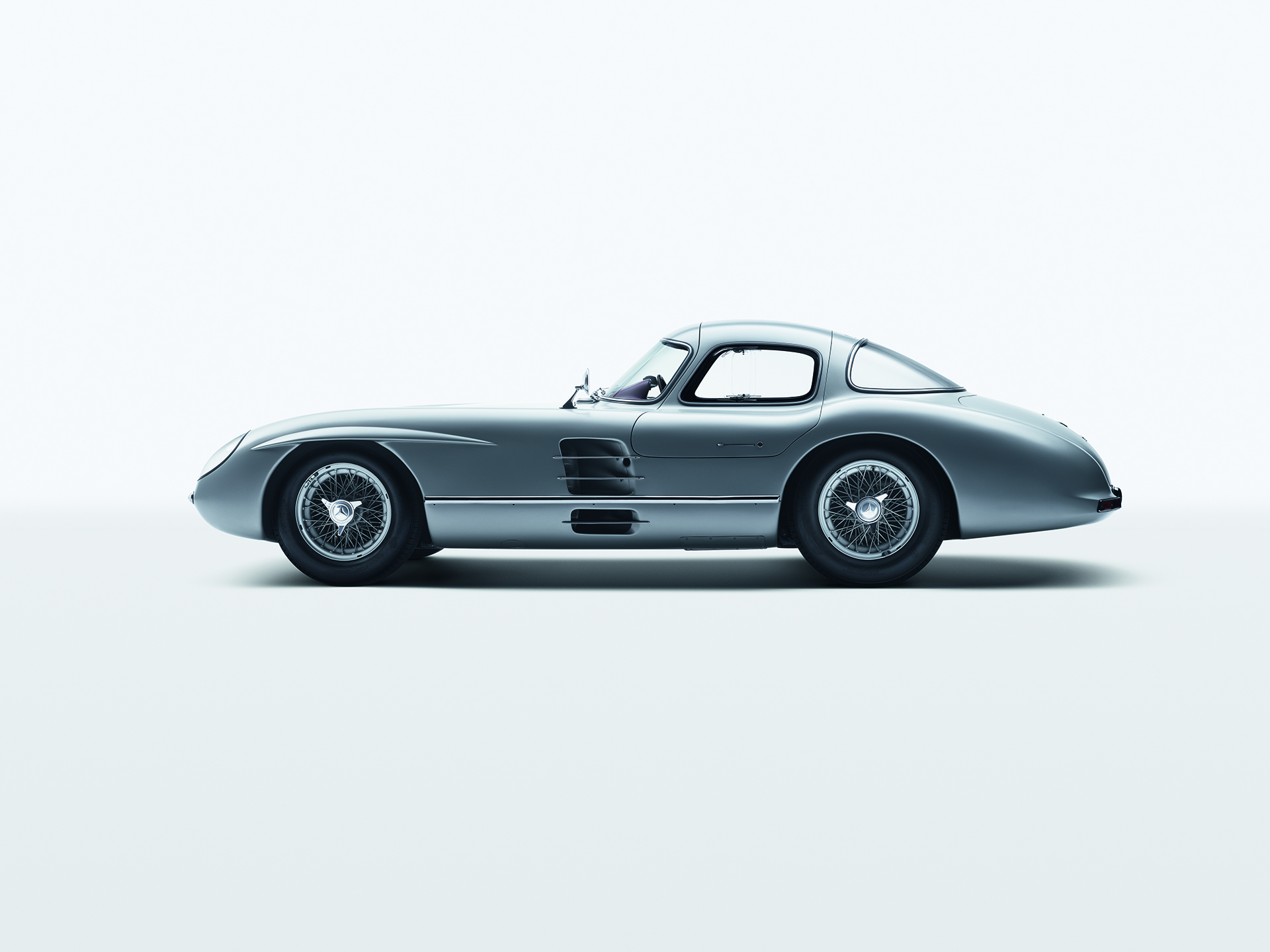 $143 Million Mercedes 300 SLR ‘Uhlenhaut Coupe’ Becomes Most Valuable Car Ever Shattering Ferrari Record