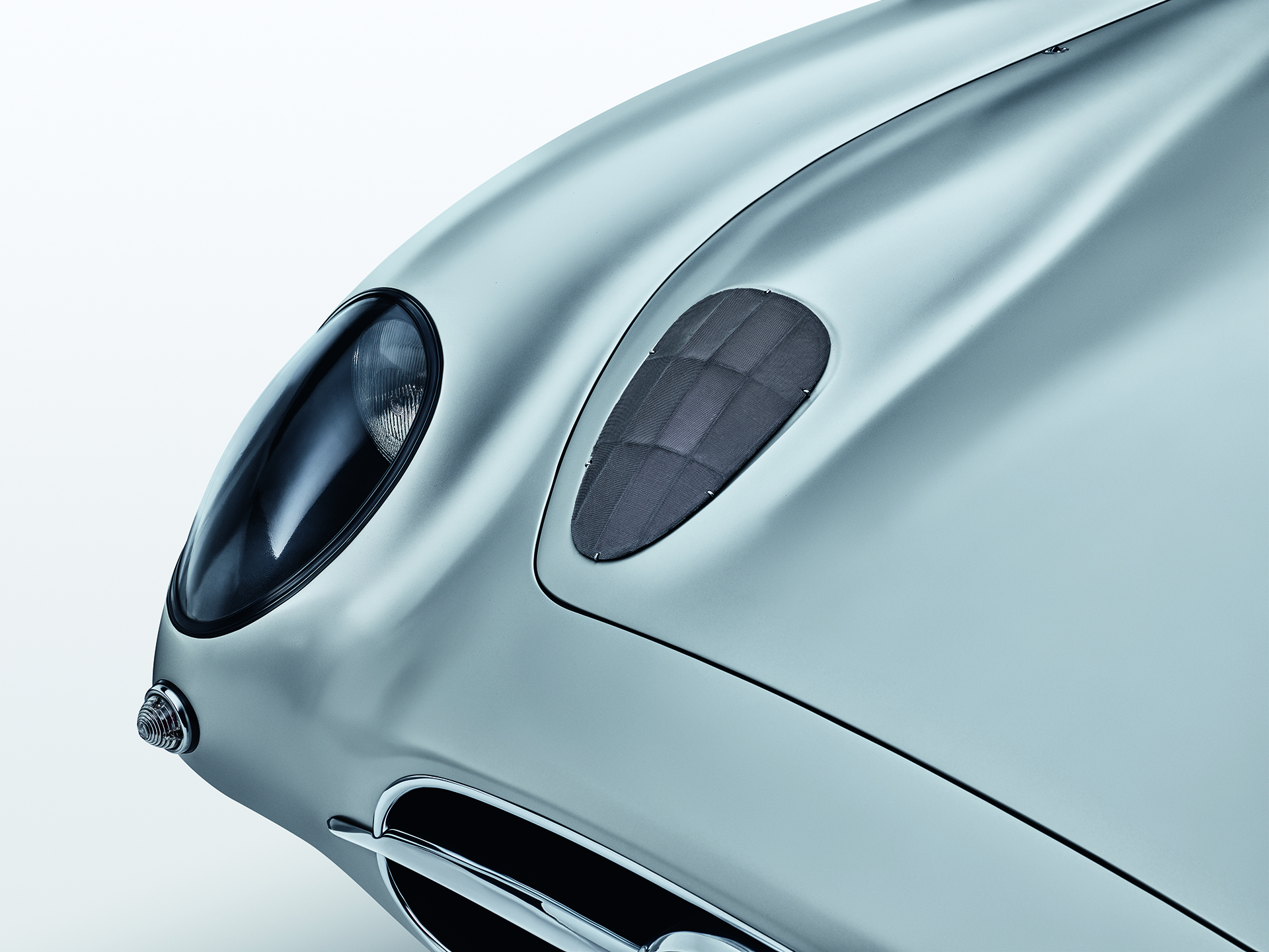 $143 Million Mercedes 300 SLR ‘Uhlenhaut Coupe’ Becomes Most Valuable Car Ever Shattering Ferrari Record