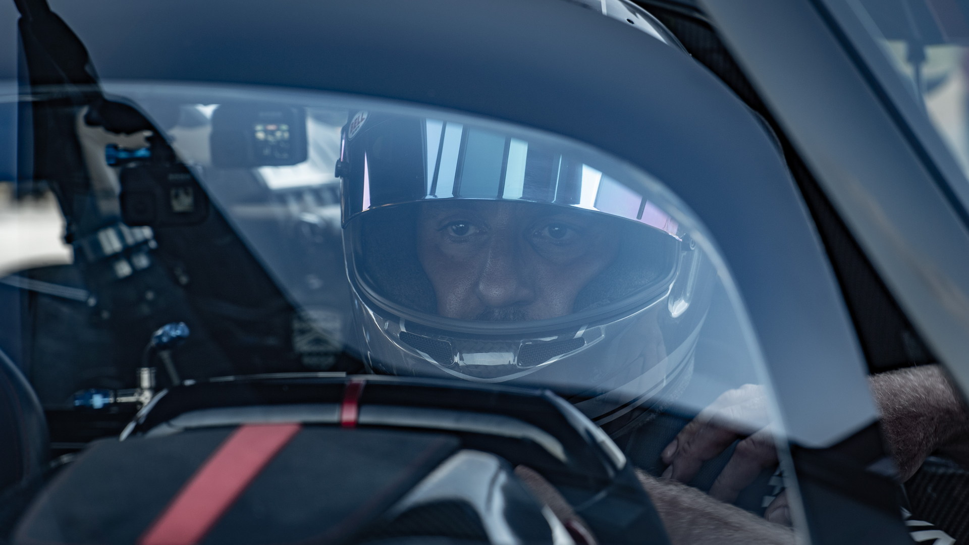 SSC Tuatara Hits 295 Mph In 2.3 Miles, Breaks Its Own Record