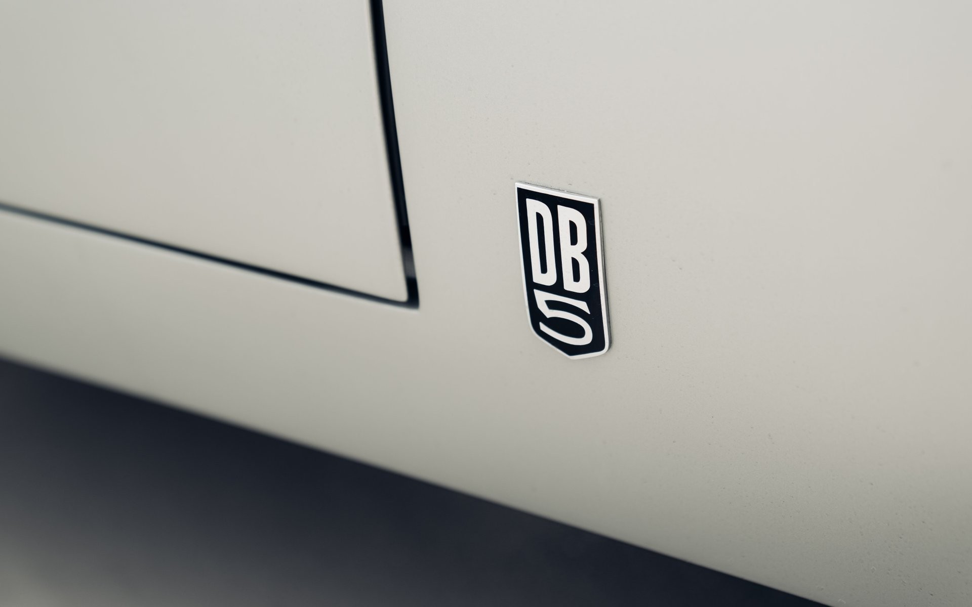 Sean Connery’s Personal 1964 Aston Martin DB5 Is Going Up For Auction