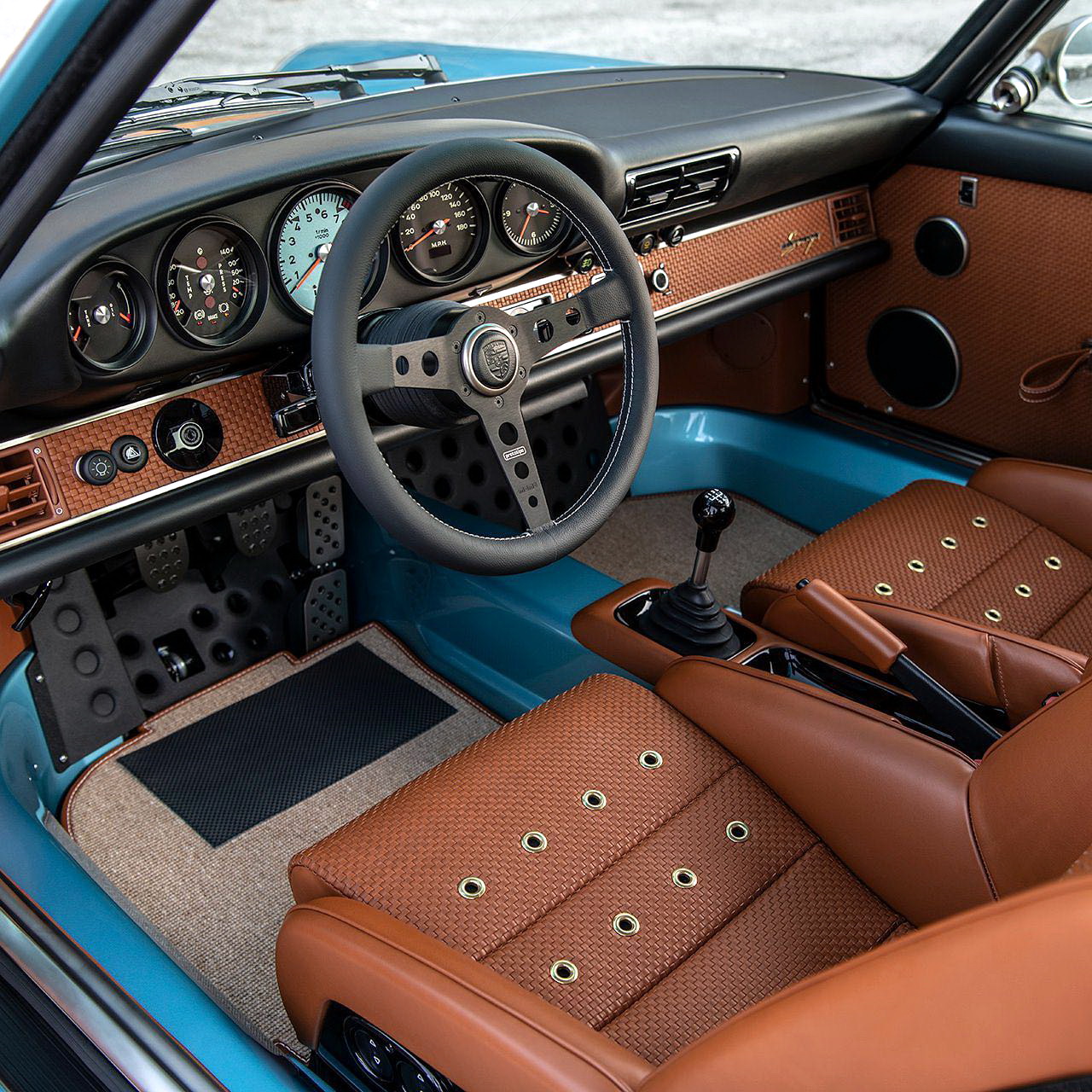 Singer’s New 911 Big Sur In Horizon Blue And Singer Racing Orange Is Just Retrotastic