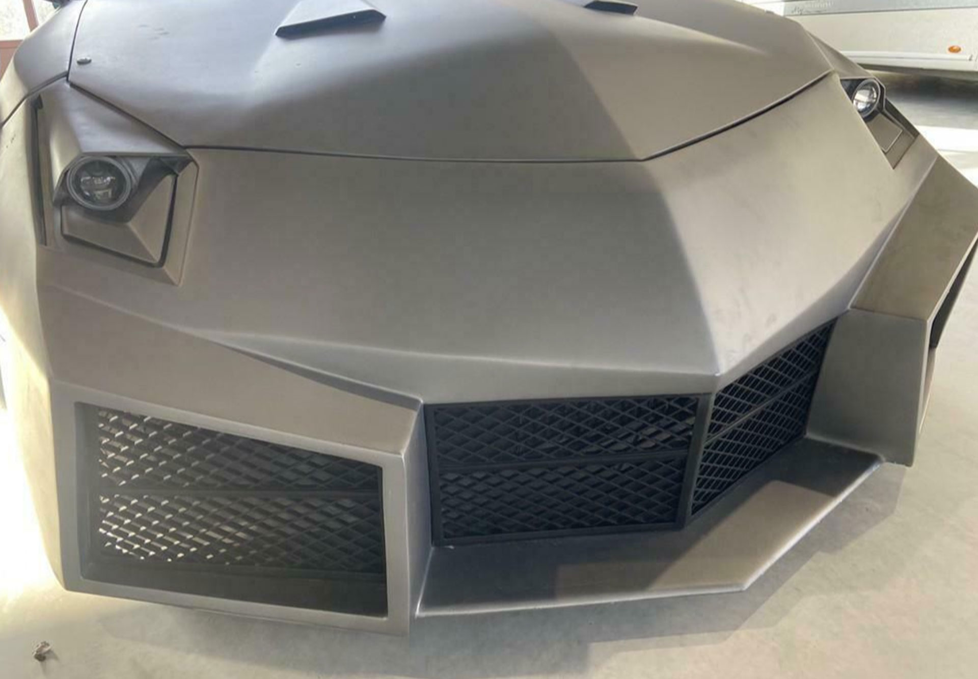 This 1990 Toyota Supra Wants To Identify As A Lamborghini Reventon