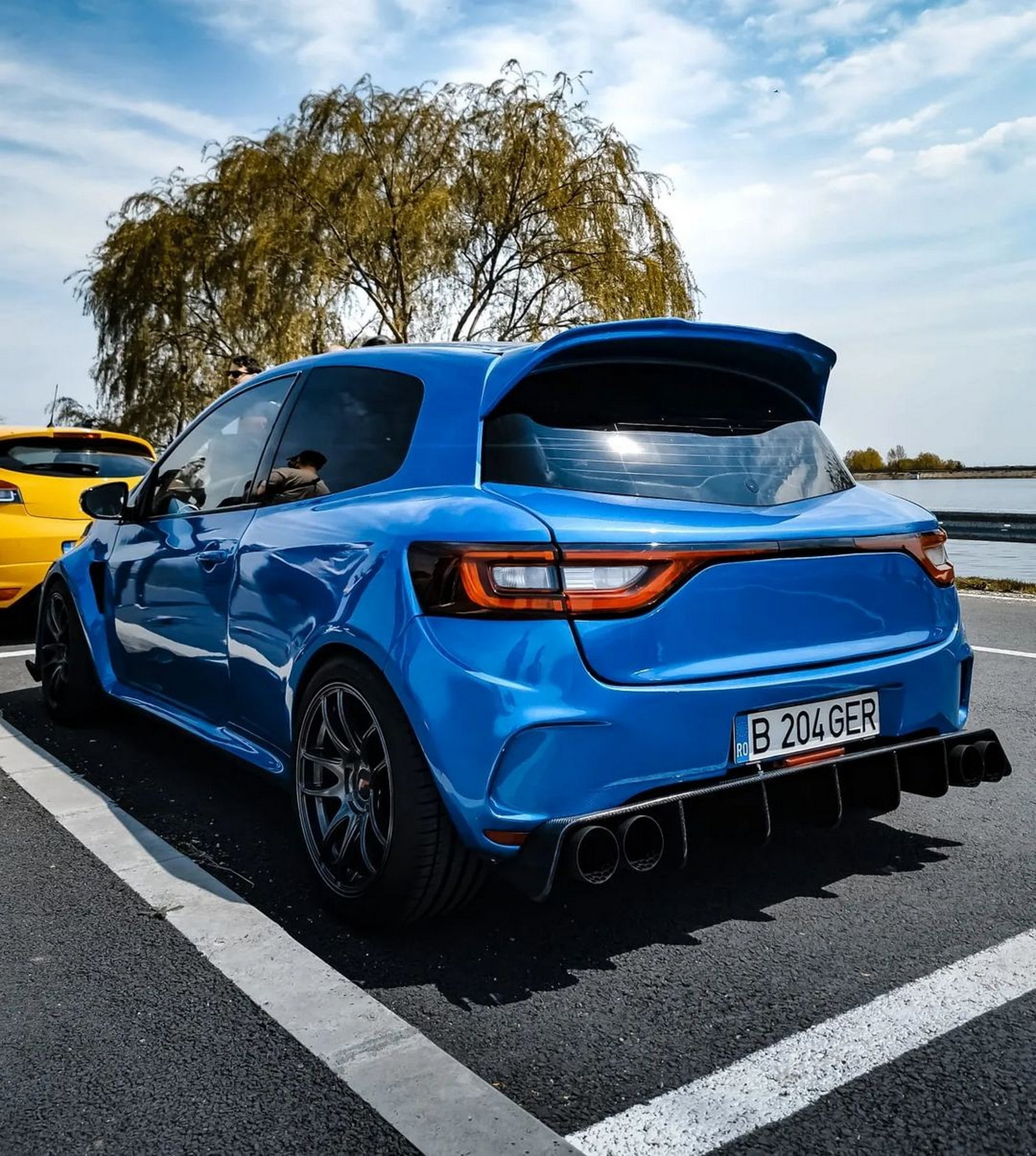 Heavily Modified Renault Clio III RS Sports Talisman Taillights