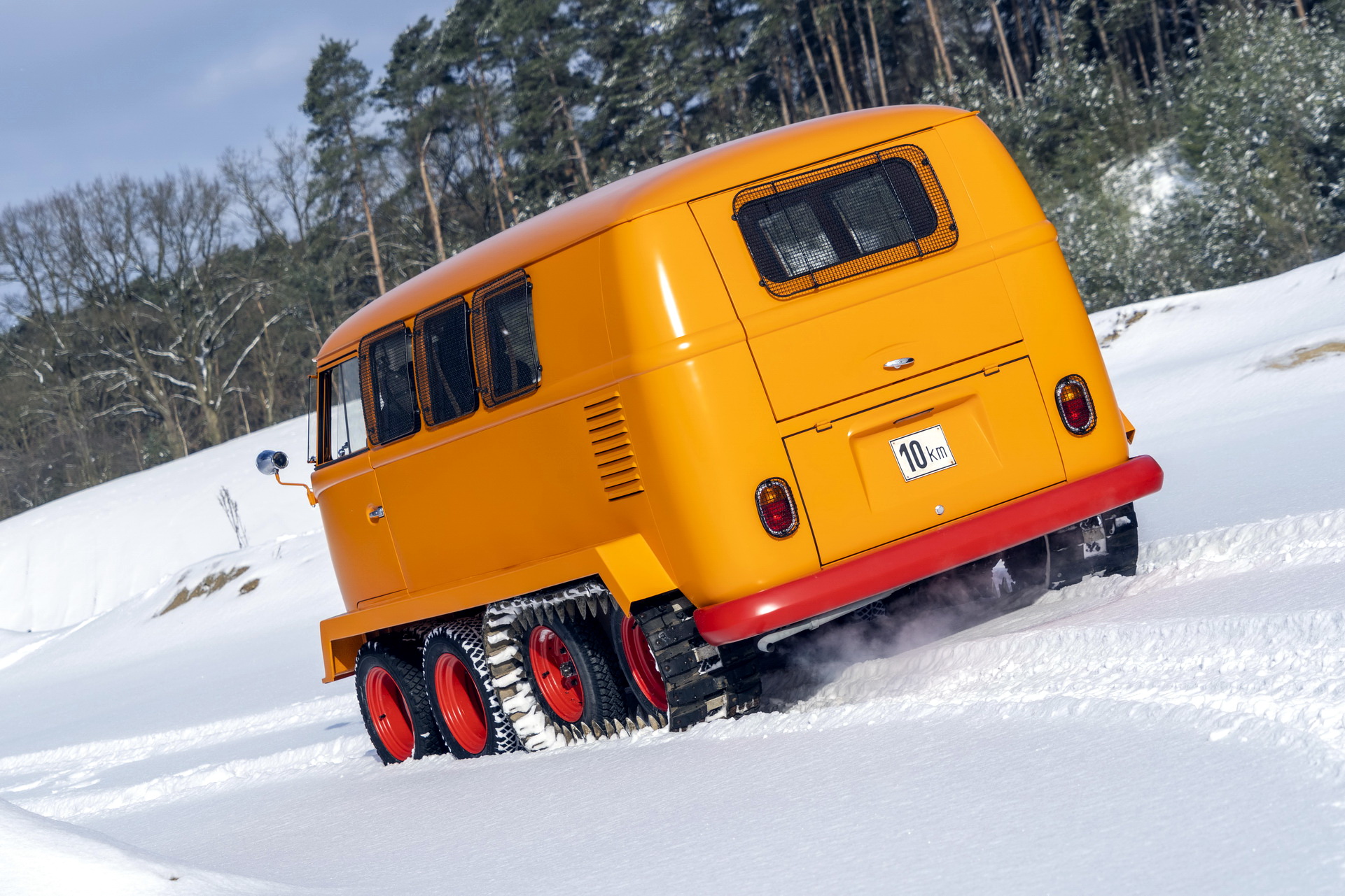 VW Restores The “Half-Track Fox”, A Four-Axle T1 Microbus With Tank Tracks