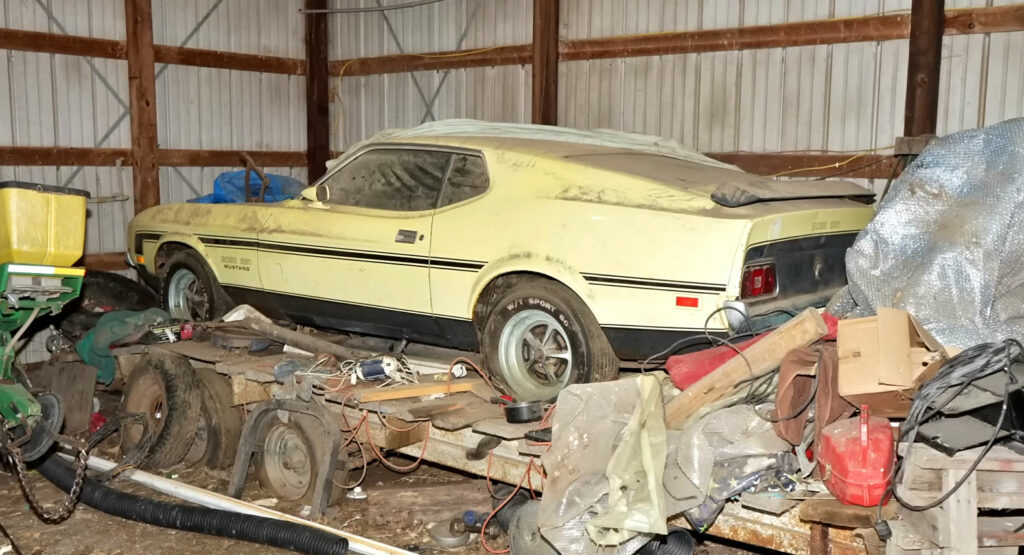  Rare 1971 Boss 351 Mustang Found Stashed In A Barn For 46 Years+