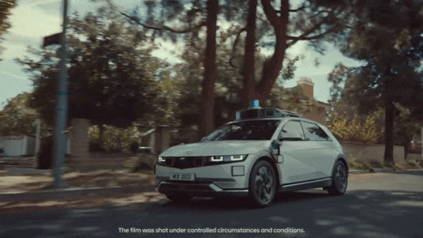 Hyundai's Ioniq 5 Robotaxi Is Going To Be That Wimpy Driver That Gets Stuck At A Stop Sign For 3 Hours - Vimarsana News