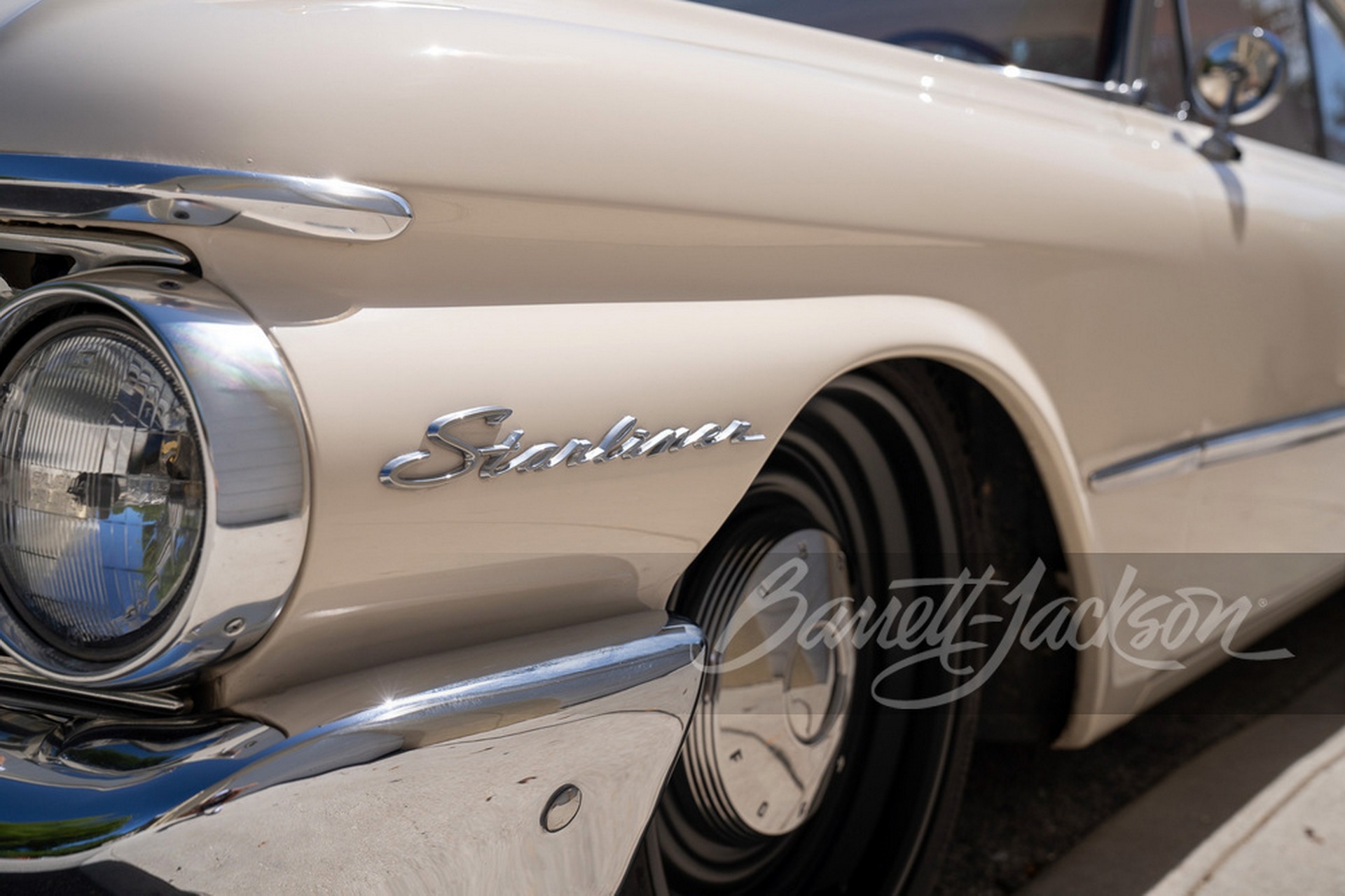 We’ll Keep This Restomod 1961 Ford Starliner’s Speedy Secret If You Will