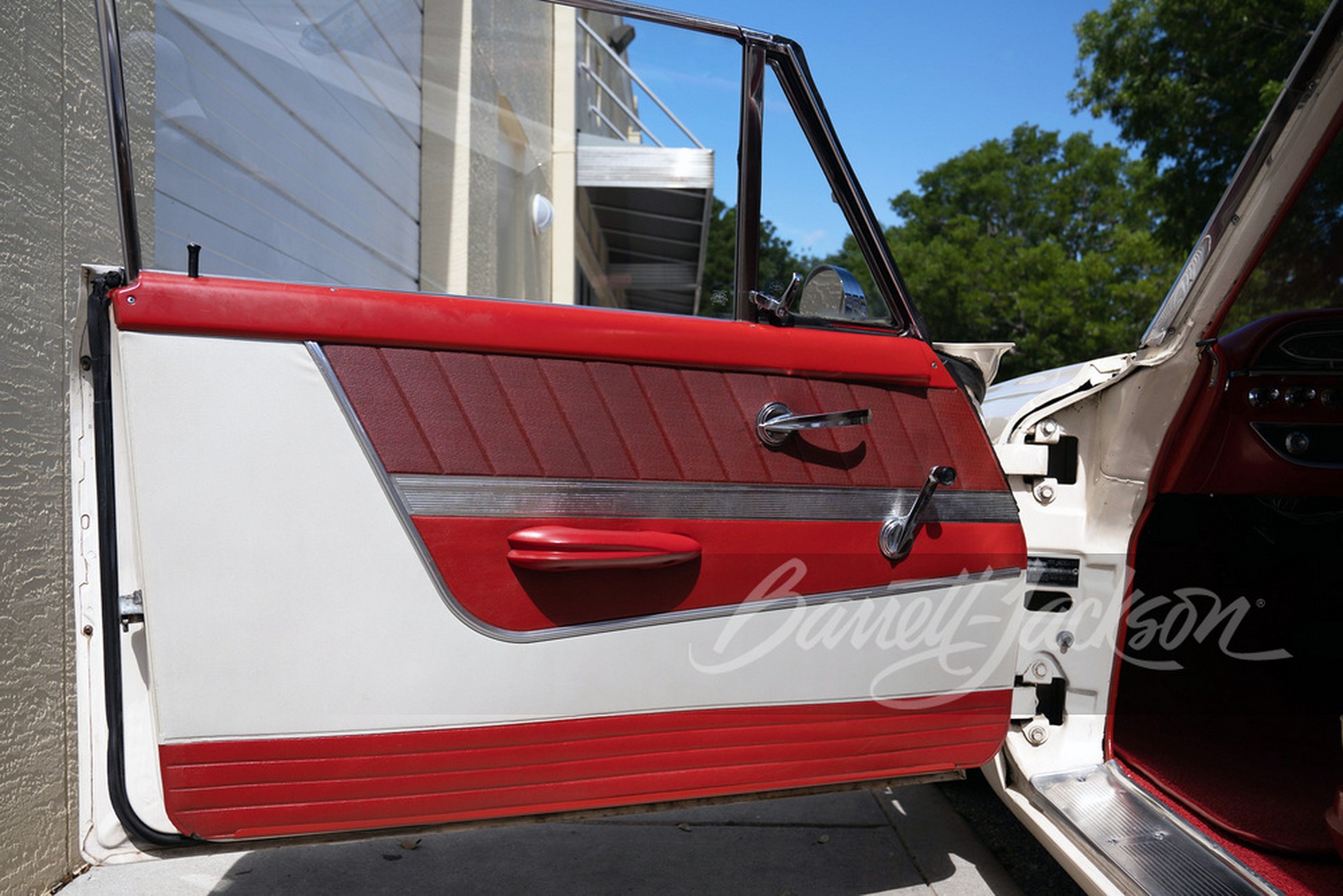 We’ll Keep This Restomod 1961 Ford Starliner’s Speedy Secret If You Will