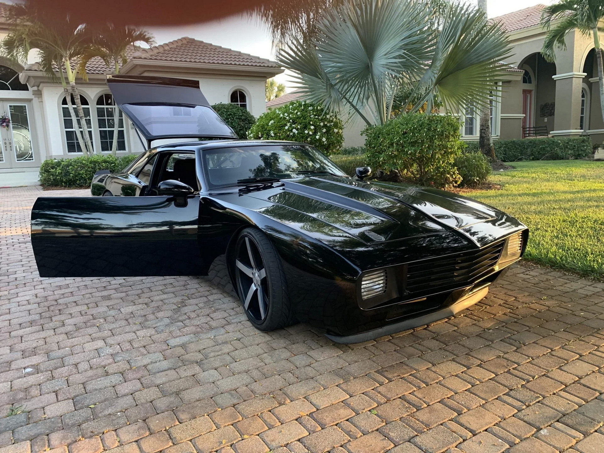 Mid-Engine Classic ’68 Camaro Might Be The Wildest Super-Muscle-Car You’ve Ever Seen