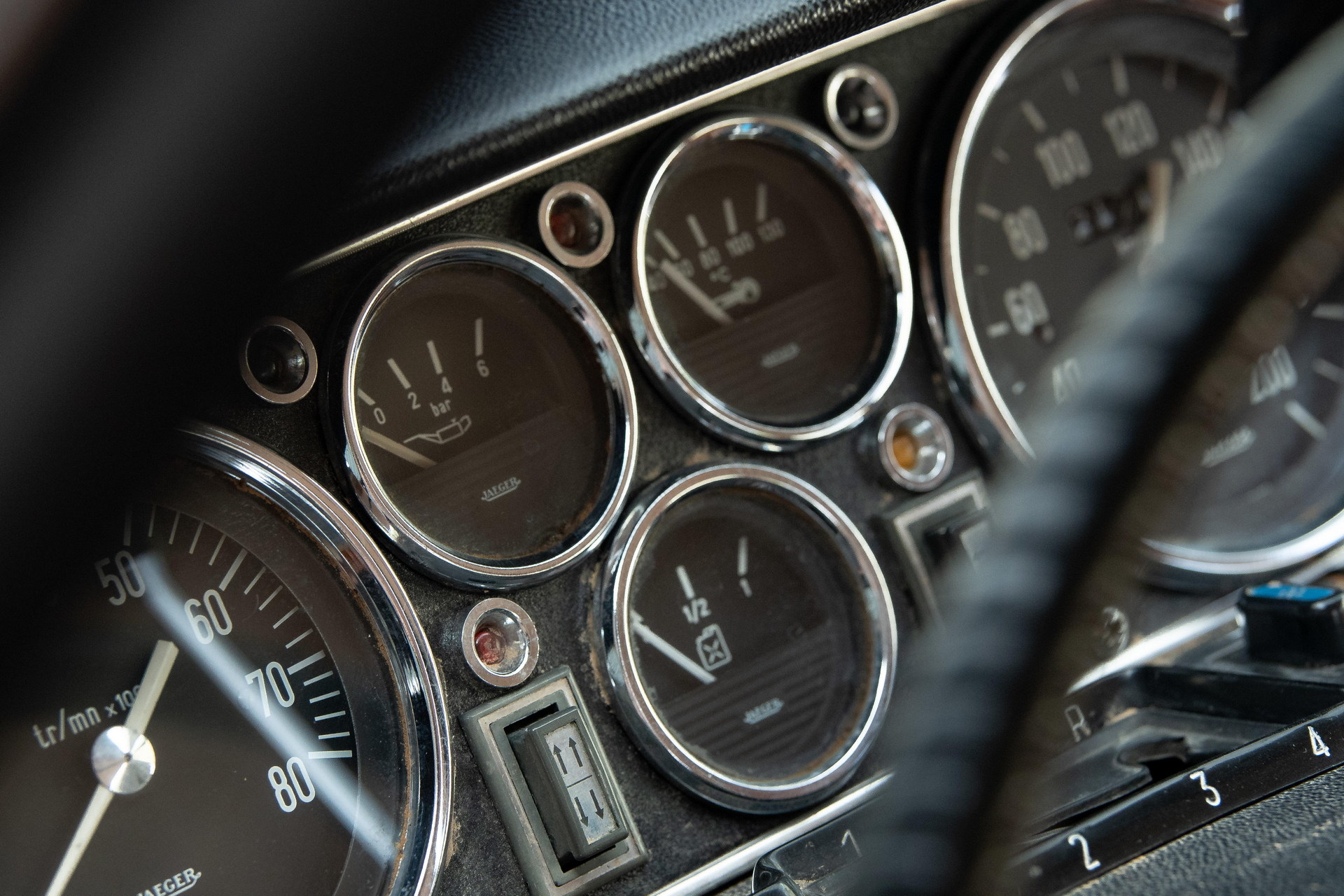 1969 Citroën DS 21 ‘Majesty’ Saloon Is An Incredibly Rare, Incredibly Luxurious Sedan