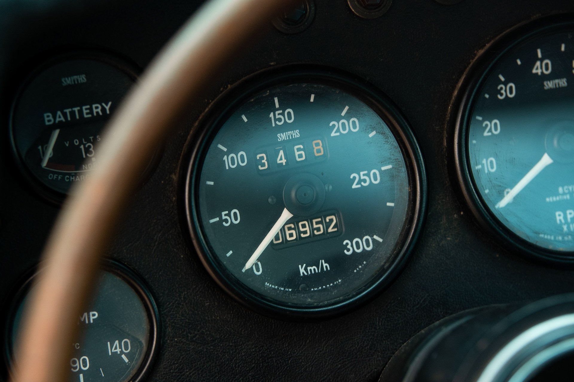 The AC 428 Was A Shelby Cobra In A Fancy Italian Suit