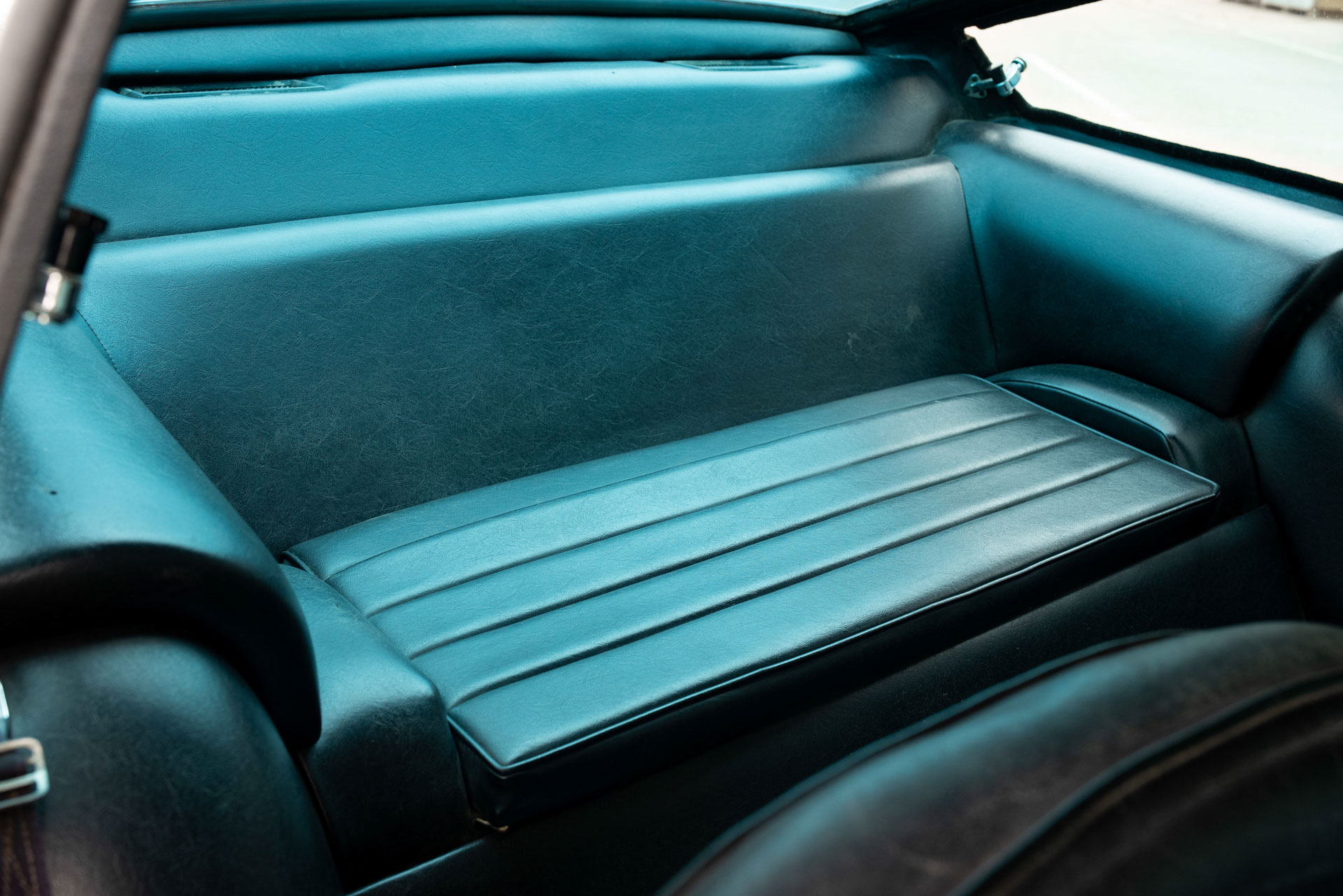 The AC 428 Was A Shelby Cobra In A Fancy Italian Suit