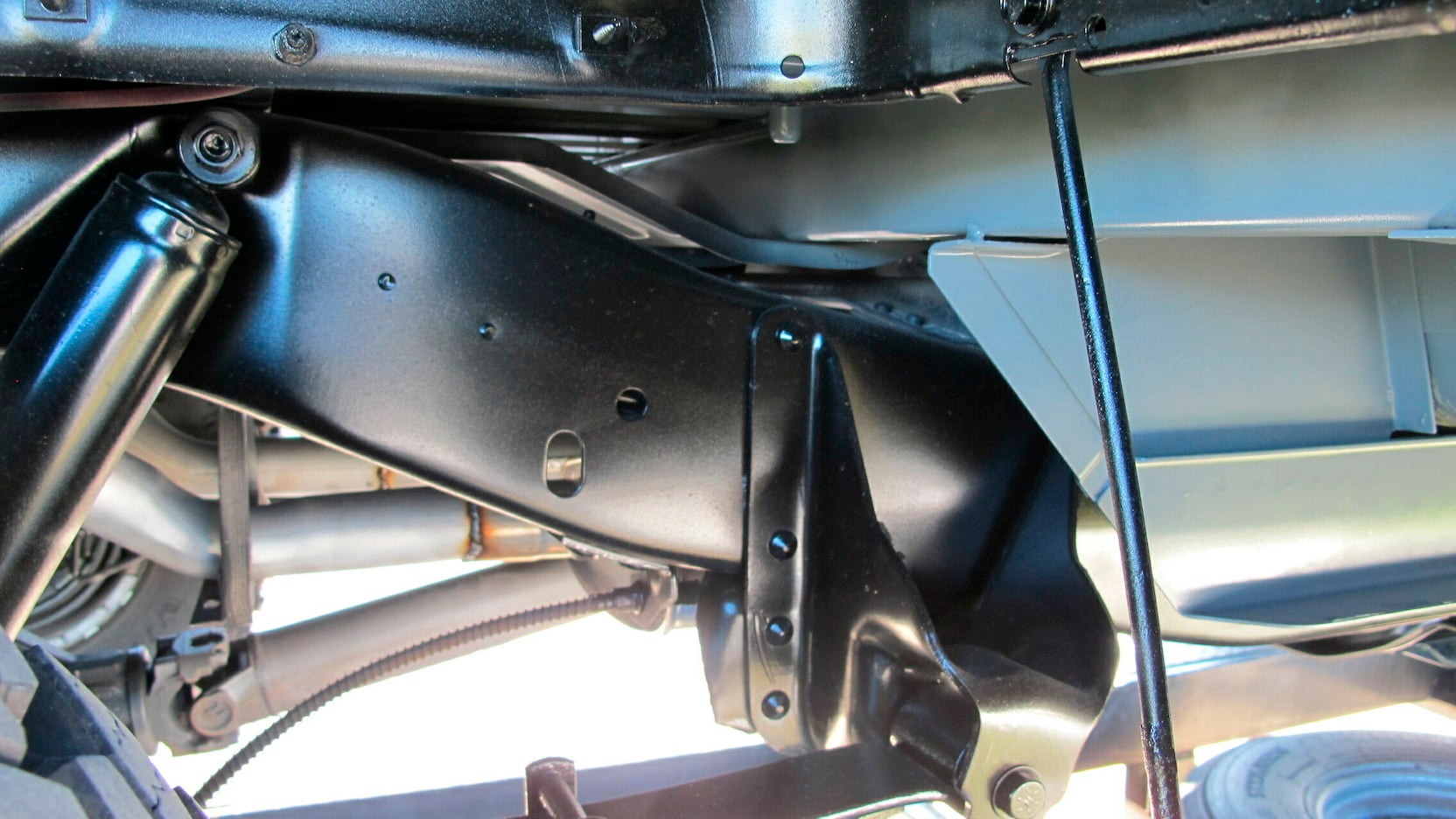 Go Old School Overlanding With This Beautifully Restored 1977 GMC Jimmy Casa Grande