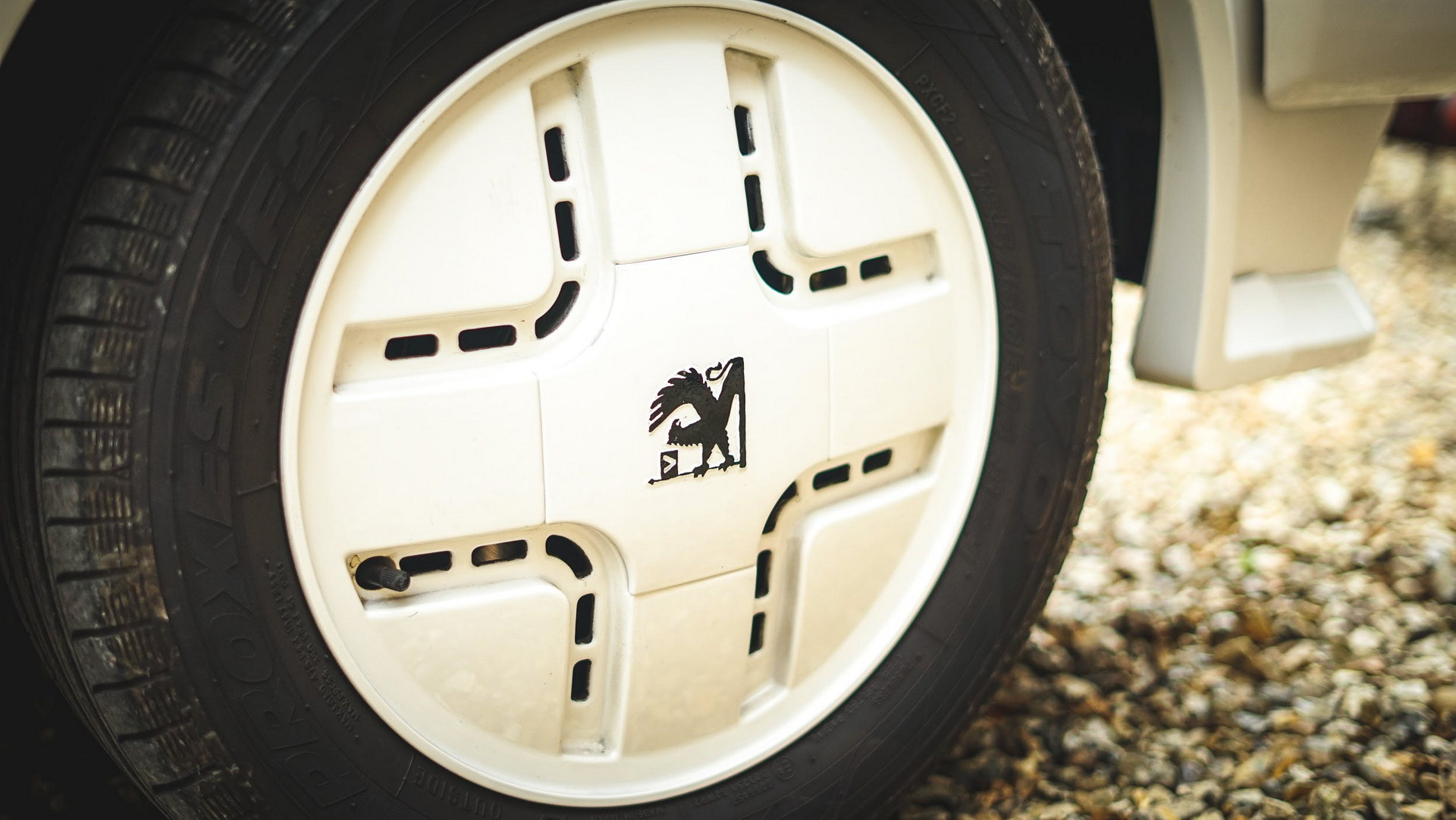 This 1982 Vauxhall Astra GTE Nearly Matched The Price Of The New 2022 Vauxhall Astra