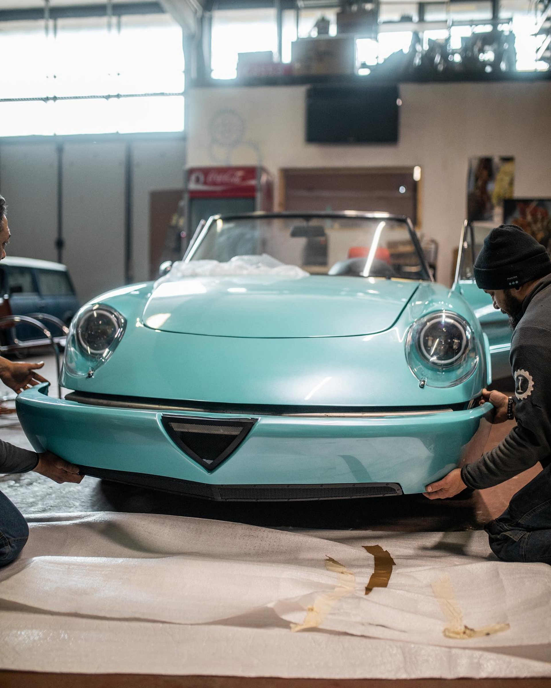 Garage Italia’s New Restomod Alfa Romeo Spider Duetto Hybrid Has An F1-Style KERS System