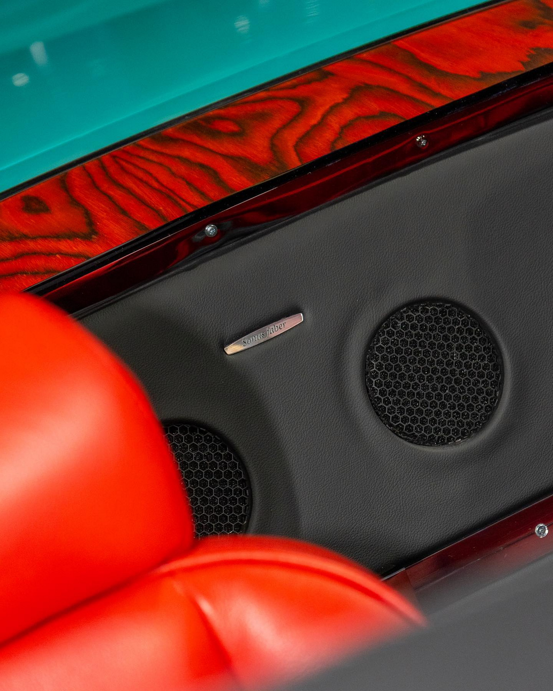 Garage Italia’s New Restomod Alfa Romeo Spider Duetto Hybrid Has An F1-Style KERS System