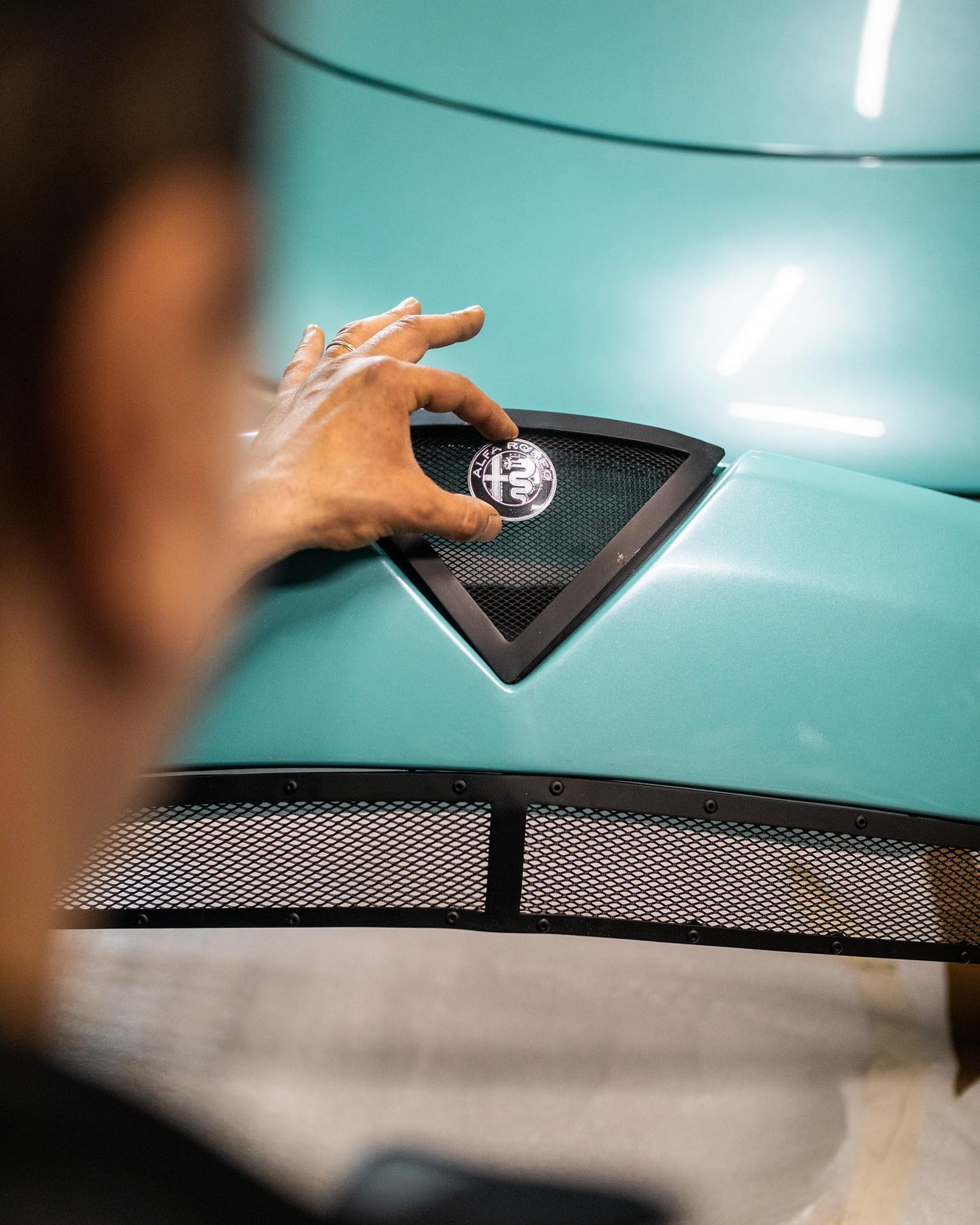 Garage Italia’s New Restomod Alfa Romeo Spider Duetto Hybrid Has An F1-Style KERS System