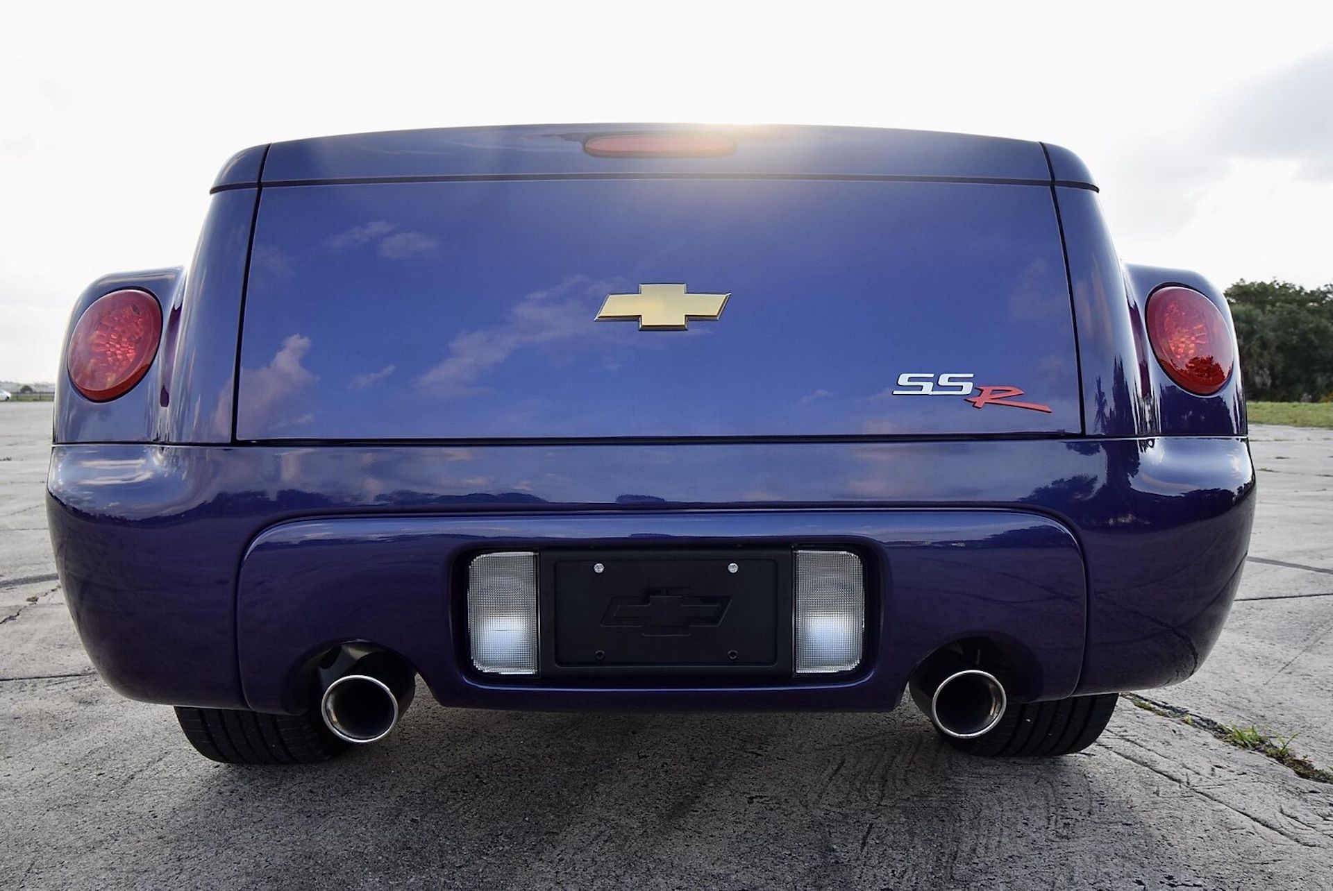 1,100-Mile Chevy SSR Is A Timewarp Example Of GM’s Confused Retro Truck