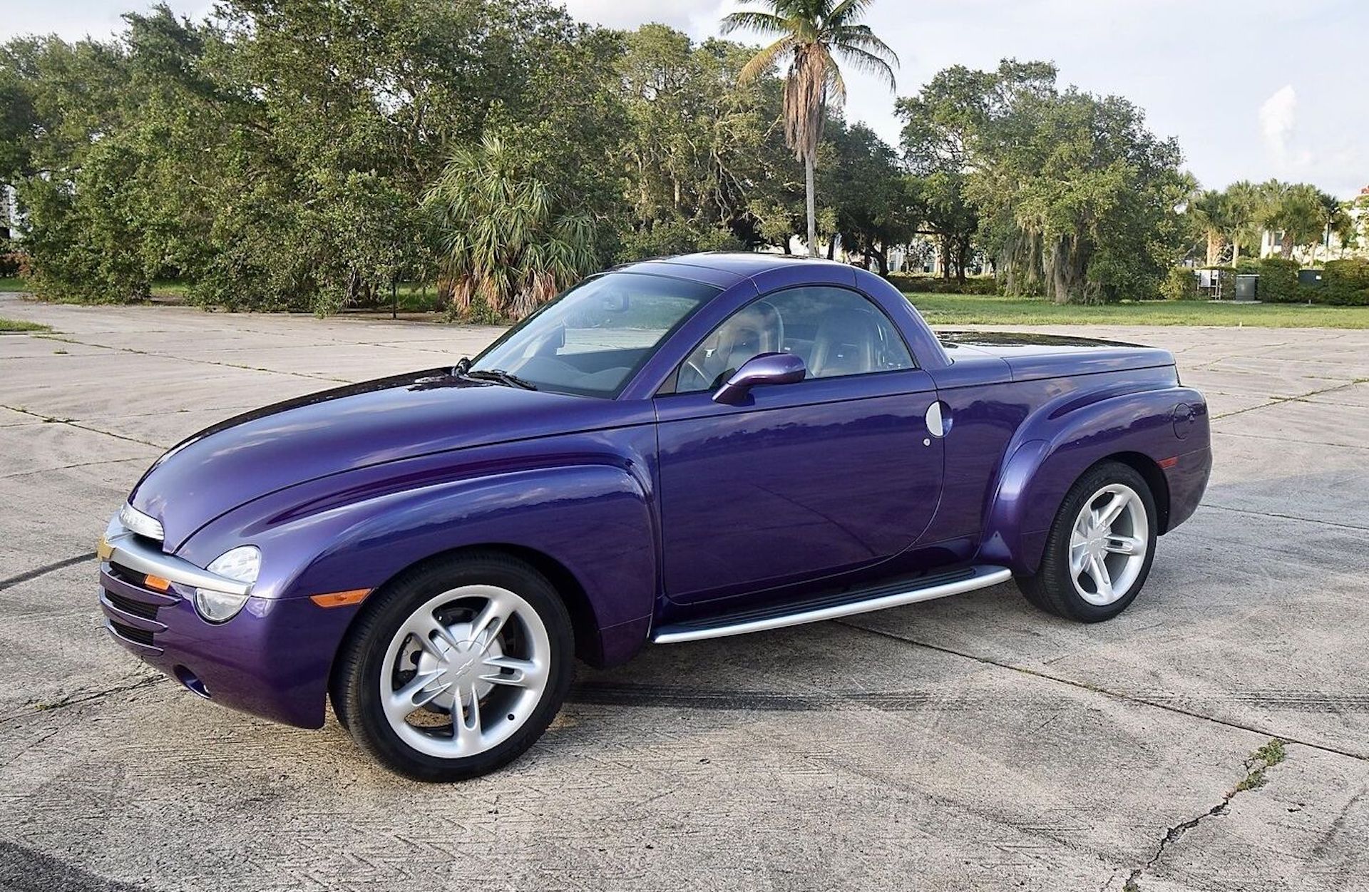 1,100-Mile Chevy SSR Is A Timewarp Example Of GM’s Confused Retro Truck