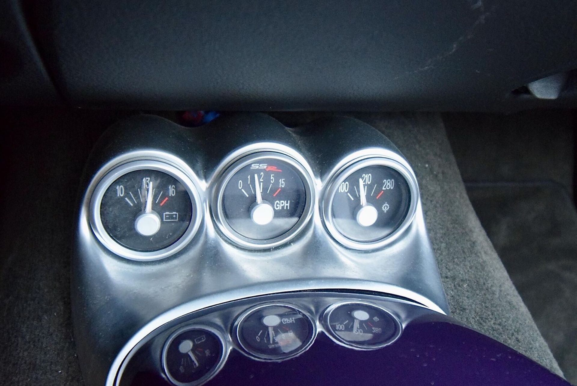 1,100-Mile Chevy SSR Is A Timewarp Example Of GM’s Confused Retro Truck