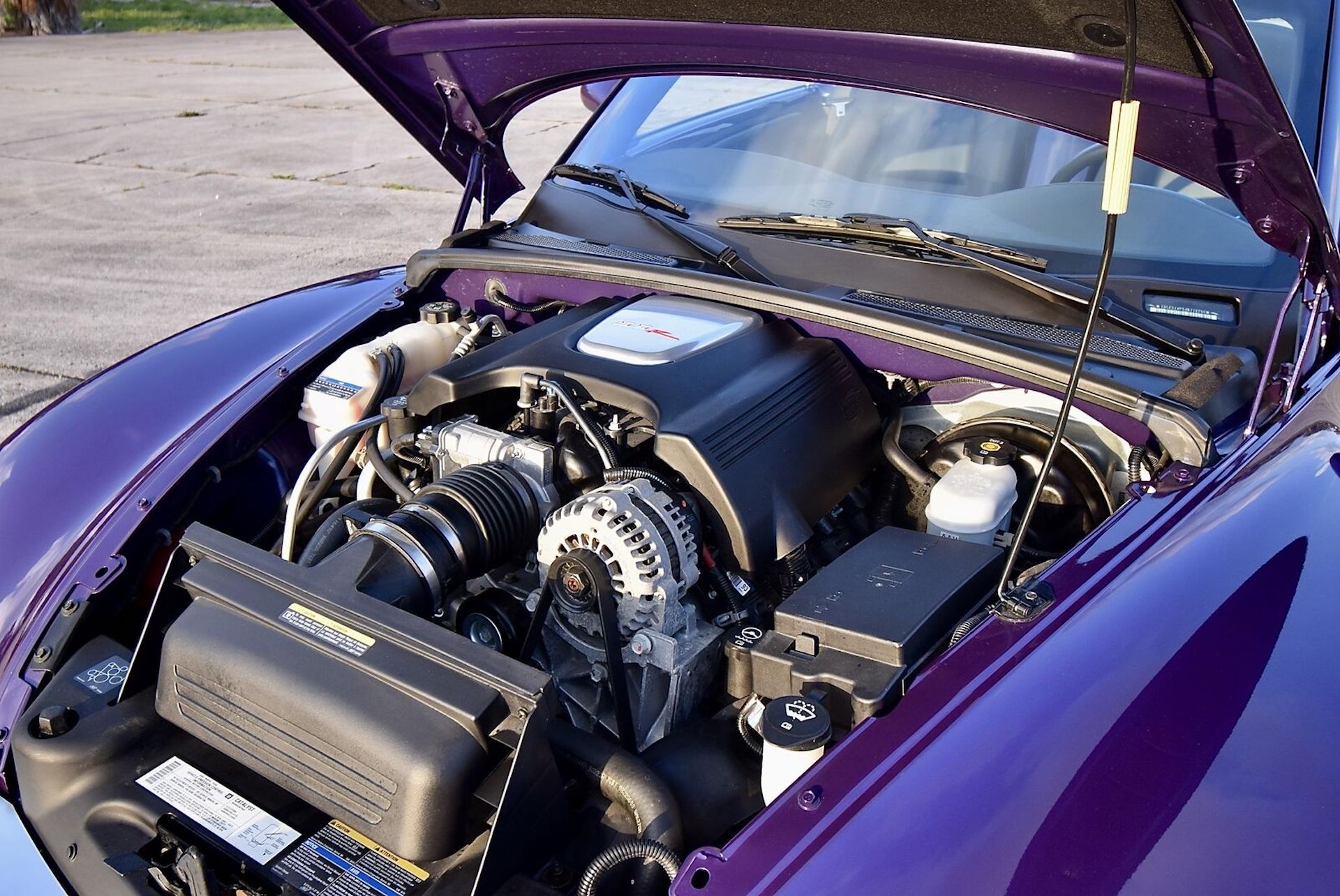 1,100-Mile Chevy SSR Is A Timewarp Example Of GM’s Confused Retro Truck