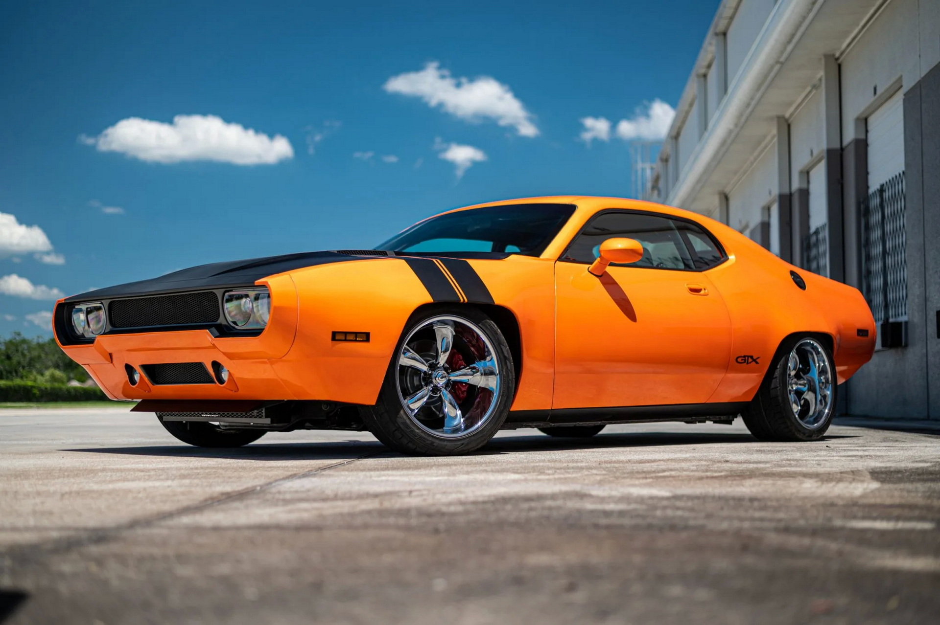 This 2010 Dodge Challenger Was Retromodded Into A 1971 Plymouth GTX