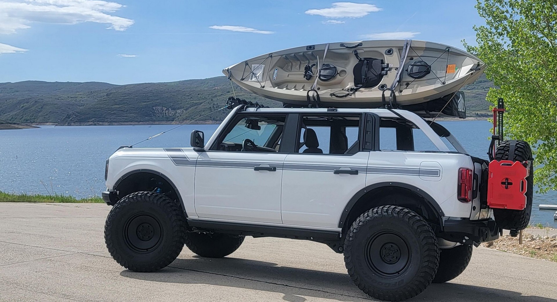 Skip The Line And Go Wild With This 900 Mile Overland-Focused 2021 Ford Bronco Big Bend