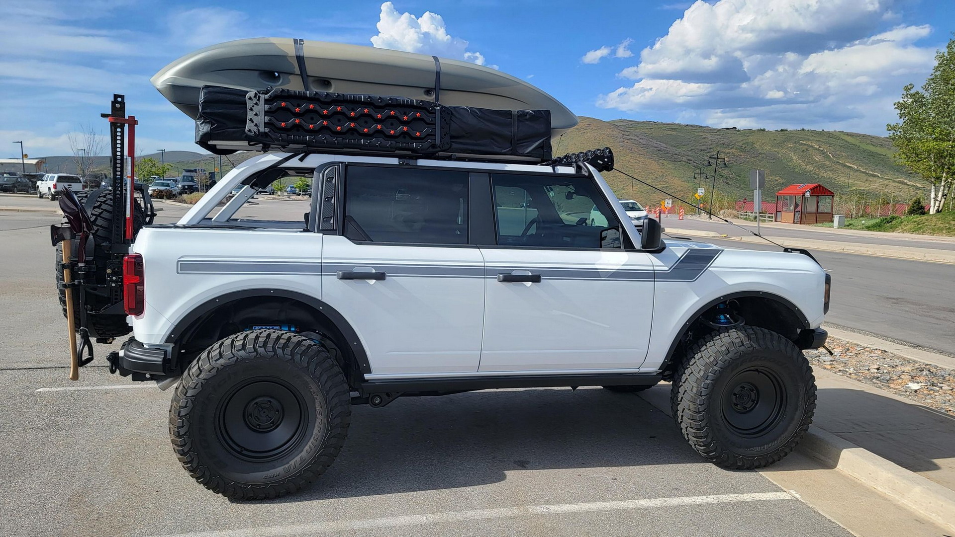 Skip The Line And Go Wild With This 900 Mile Overland-Focused 2021 Ford Bronco Big Bend