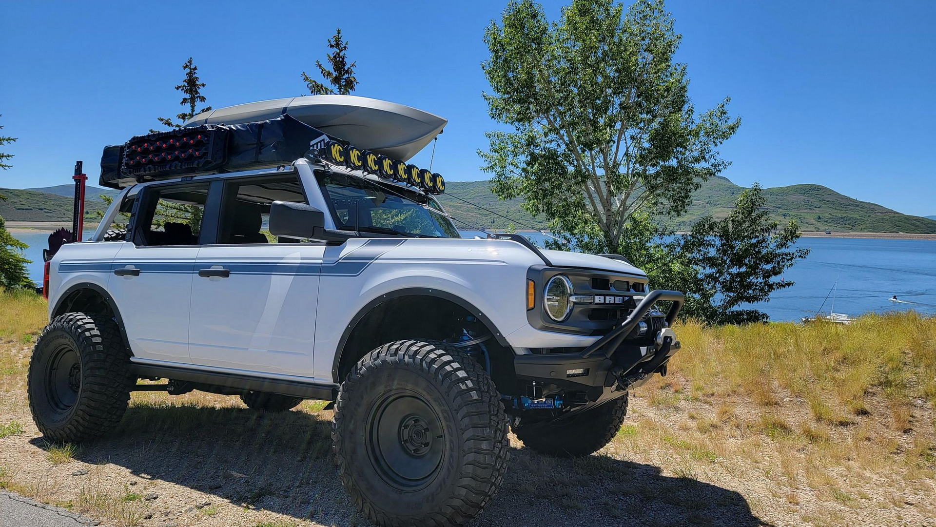Skip The Line And Go Wild With This 900 Mile Overland-Focused 2021 Ford Bronco Big Bend