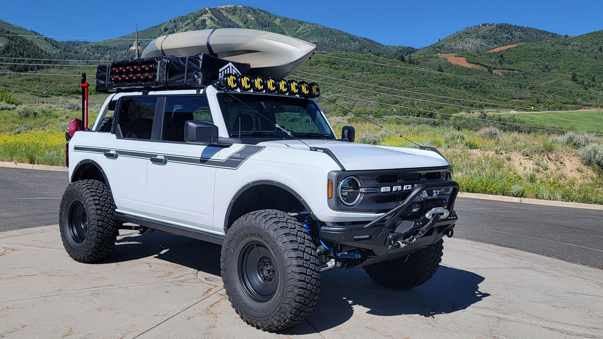 Skip The Line And Go Wild With This 900 Mile Overland-Focused 2021 Ford Bronco Big Bend