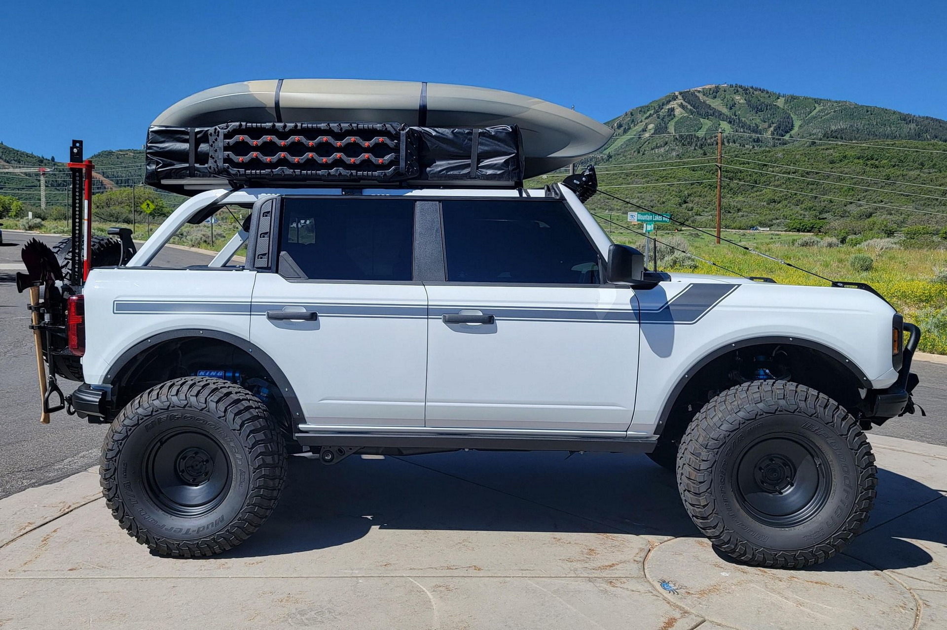Skip The Line And Go Wild With This 900 Mile Overland-Focused 2021 Ford Bronco Big Bend