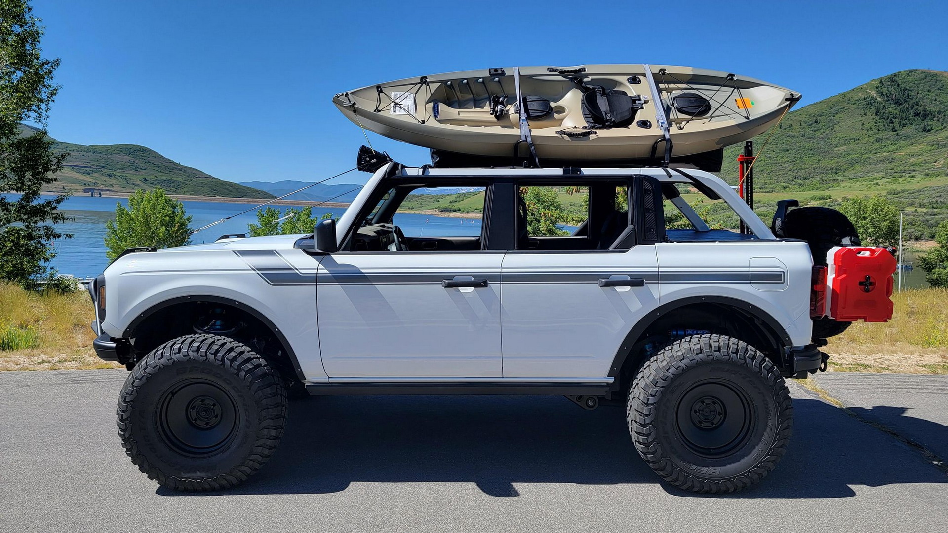 Skip The Line And Go Wild With This 900 Mile Overland-Focused 2021 Ford Bronco Big Bend