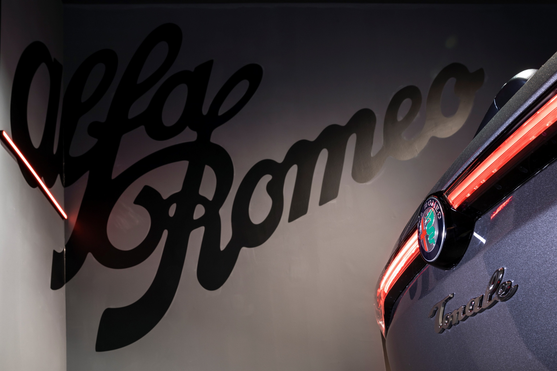 Alfa Romeo Premieres New Dealership Design In Milan
