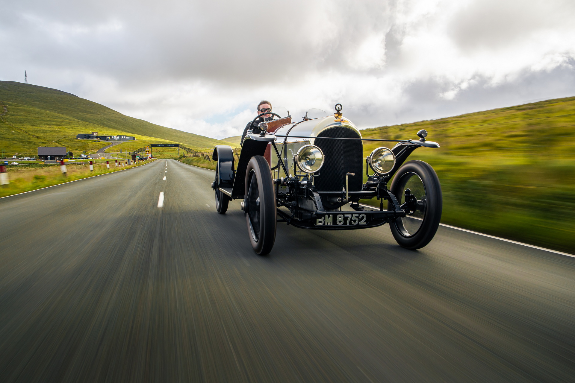 Earliest Bentley In Existence Returns To Isle Man To Celebrate Centenary Of Team Victory