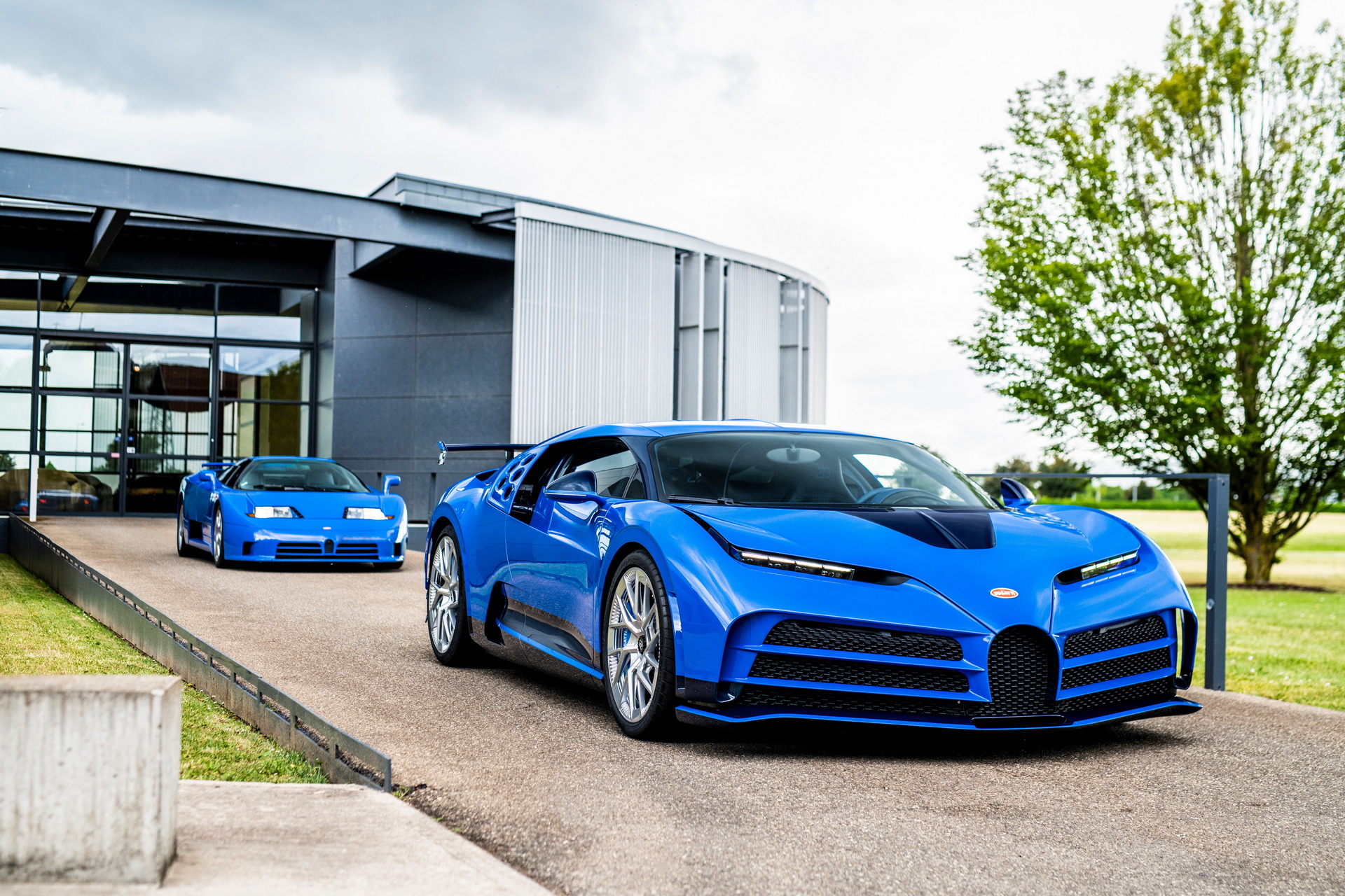 Bugatti Unveils Very First Production Centodieci Finished In EB110 Blue And It Looks Fantastic