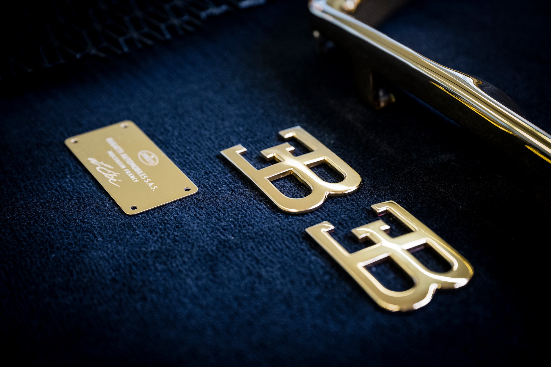 It Takes More Than 10 Hours To Apply The 24-Karat Gold To The Bugatti Macaron On The Chiron L’Ebe